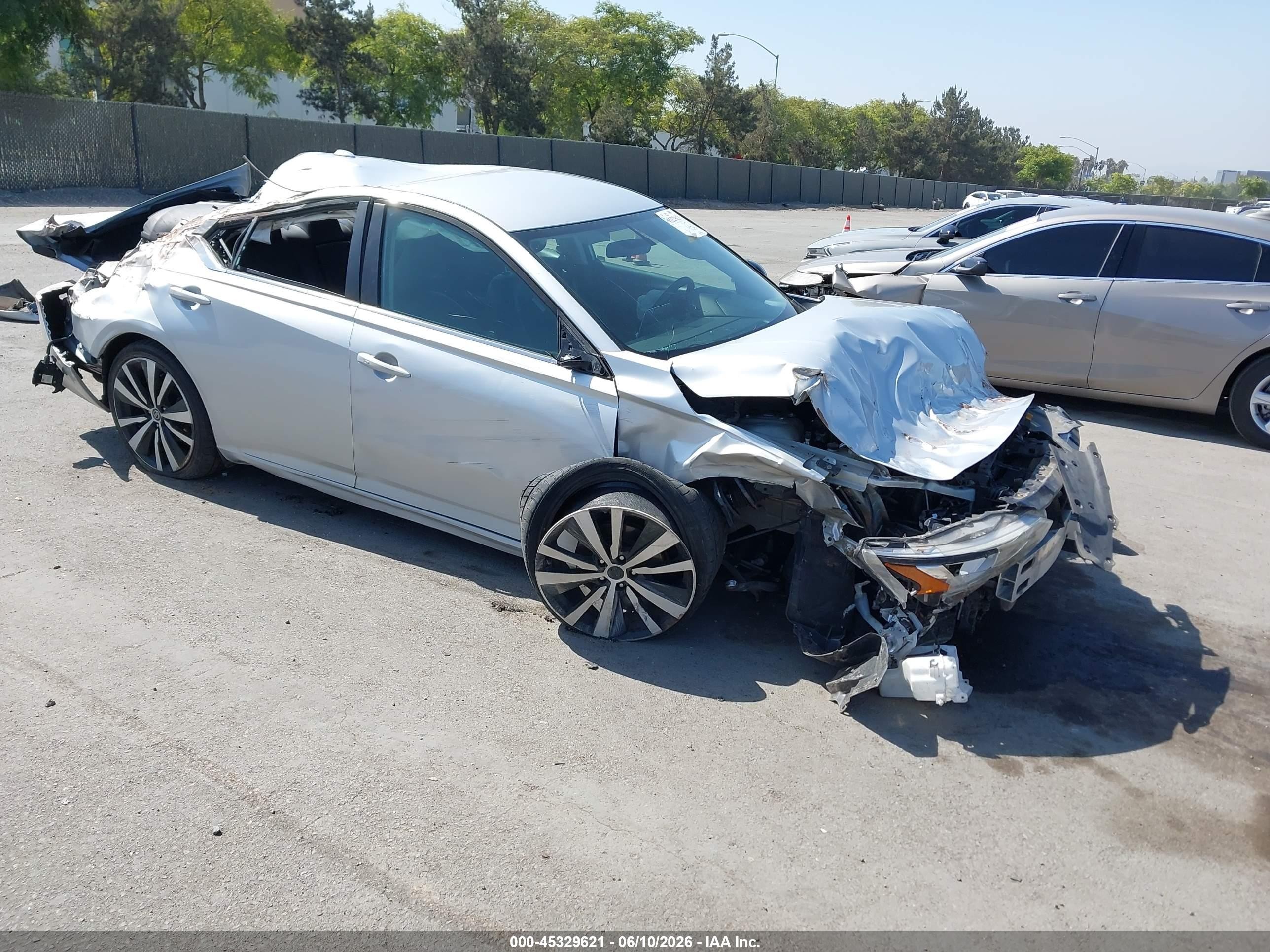 2019 Nissan Altima SR, VIN 1N4BL4CWXKC175483 — All over
