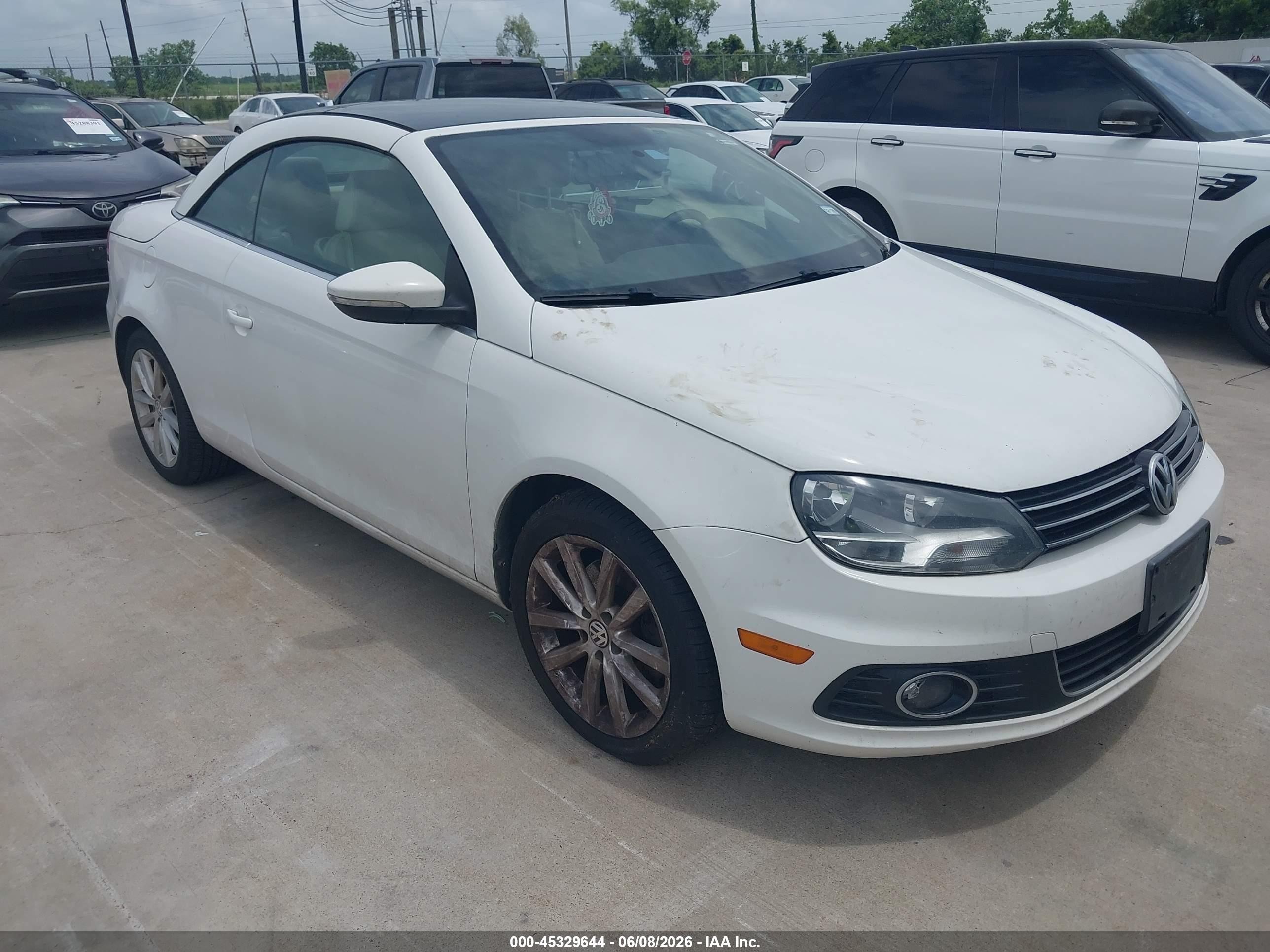 2014 Volkswagen Eos Komfort, VIN WVWBW8AH3EV003558 — Normal wear