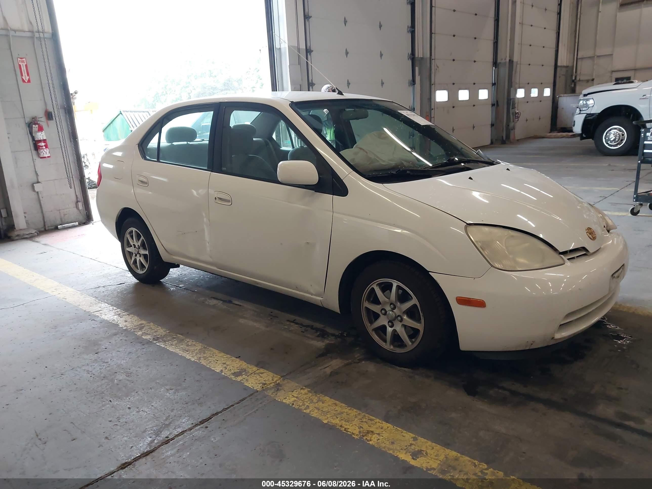 2003 Toyota Prius, VIN JT2BK12U630070253 — Front end