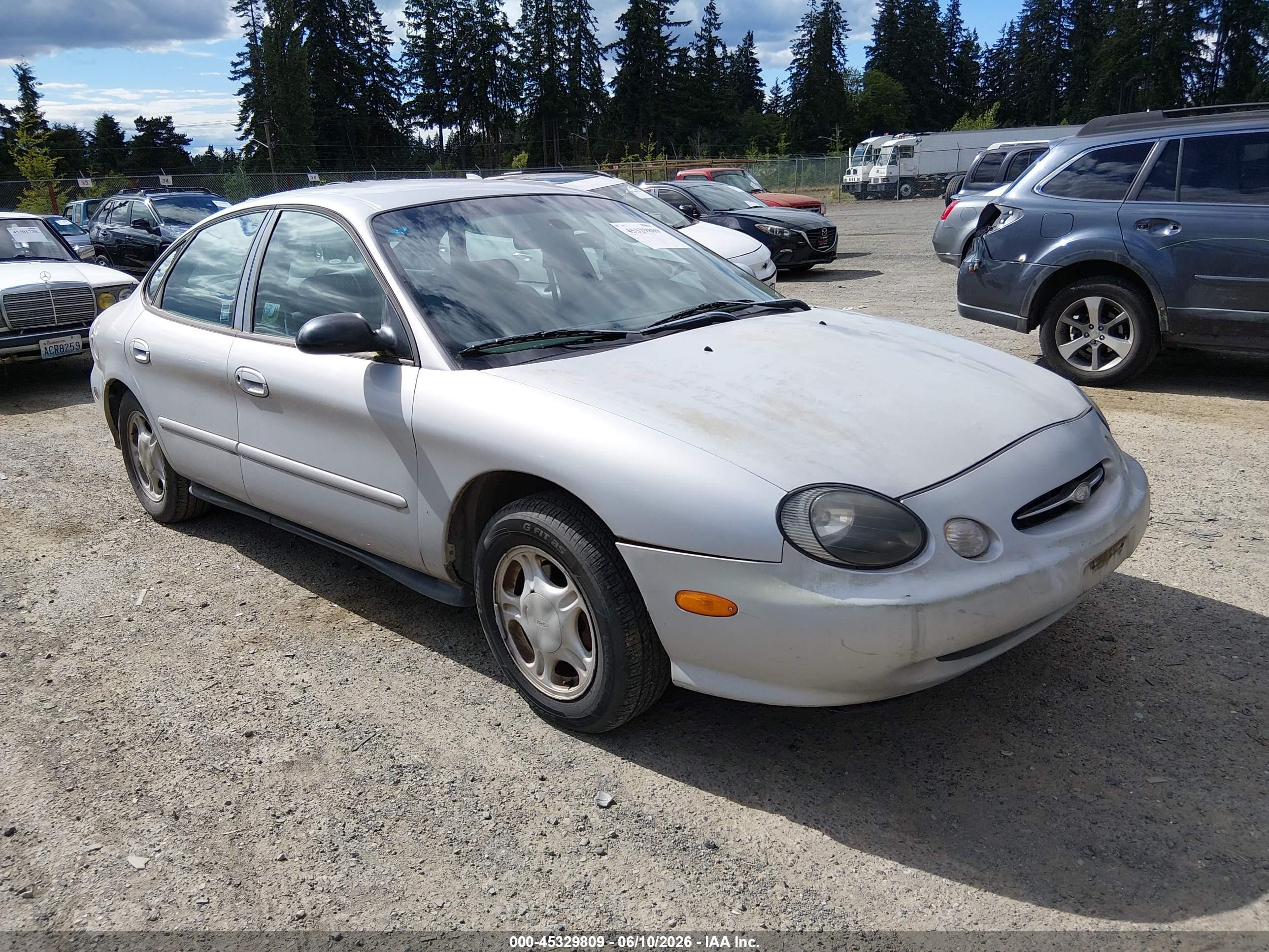 1998 Ford Taurus LX, VIN 1FAFP52U8WG260283 — Обычный износ