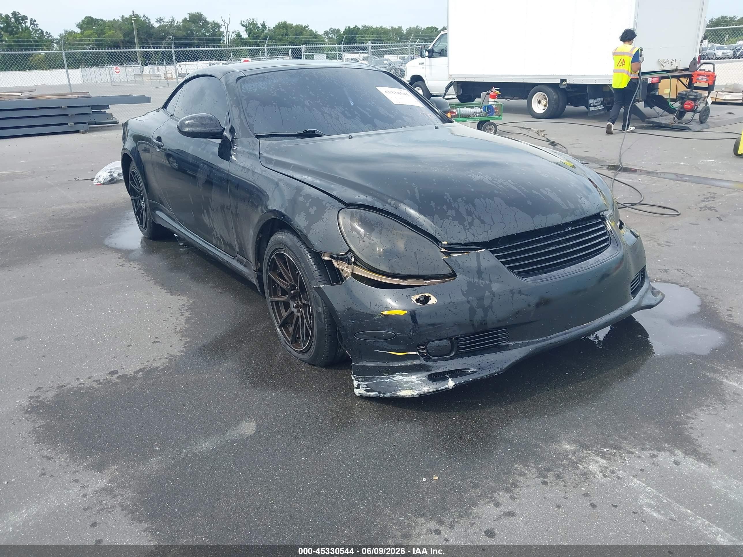 2002 Lexus SC 430, VIN JTHFN48Y520034949 — Side