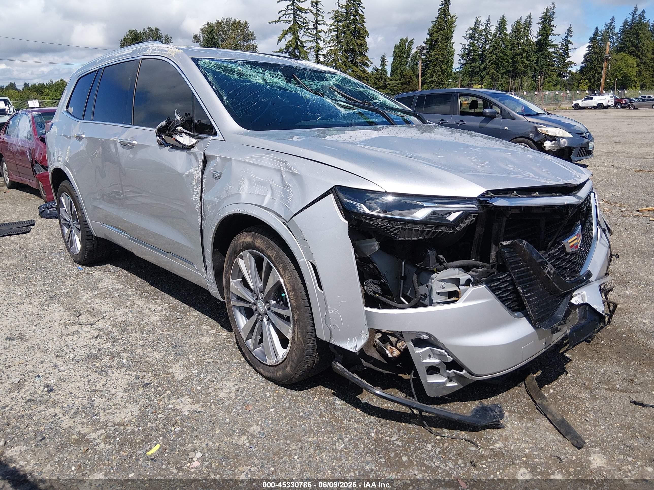2020 Cadillac XT6 AWD Premium Luxury, VIN 1GYKPDRS1LZ144294 — Rollover