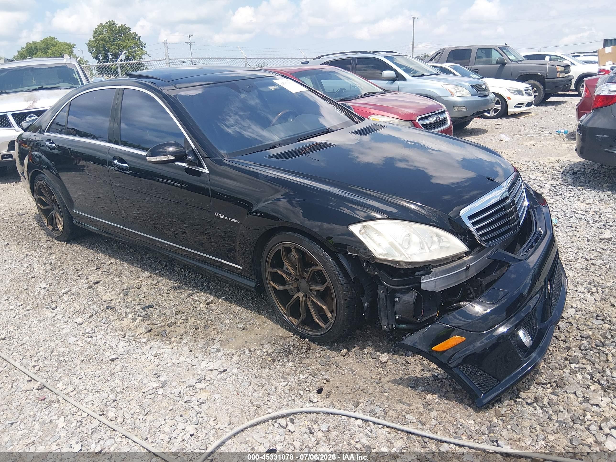 2007 Mercedes-Benz S, VIN WDDNG79X27A082382 — Normal wear