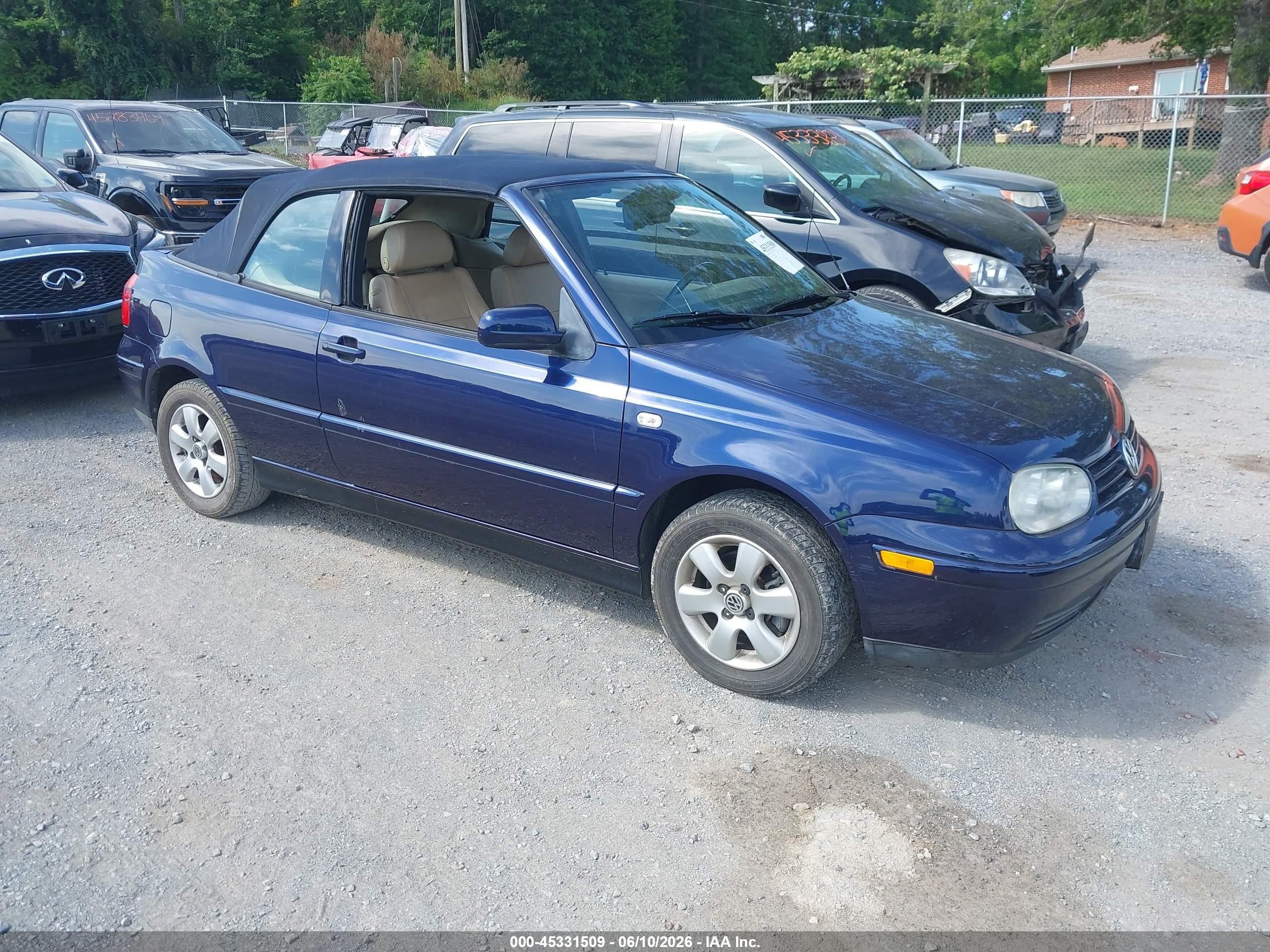 2002 Volkswagen Cabriolet GLX, VIN 3VWDC21V62M808834 — Normal wear