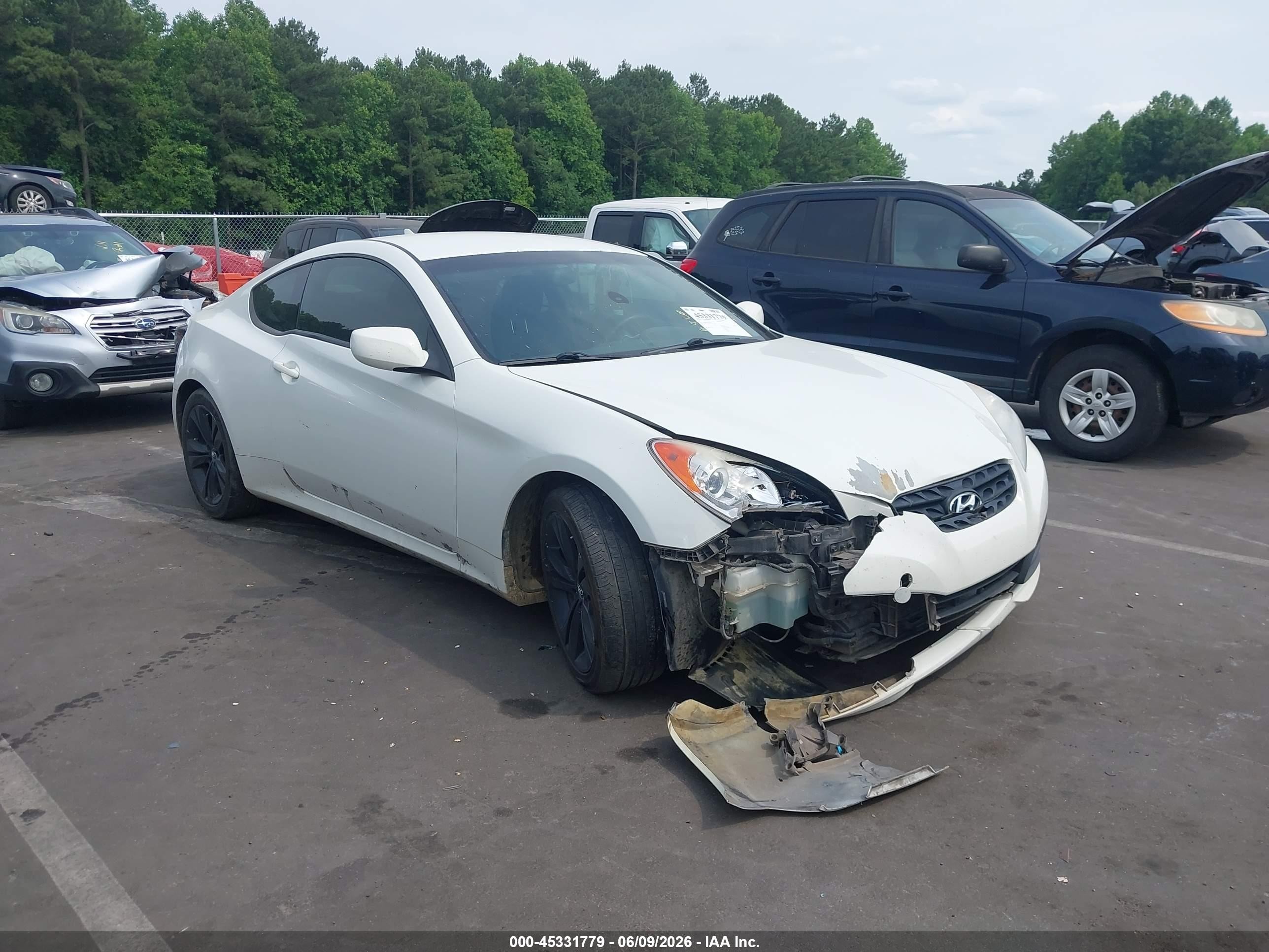 2012 Hyundai Genesis Coupe Premium, VIN KMHHT6KD2CU067737 — Front end