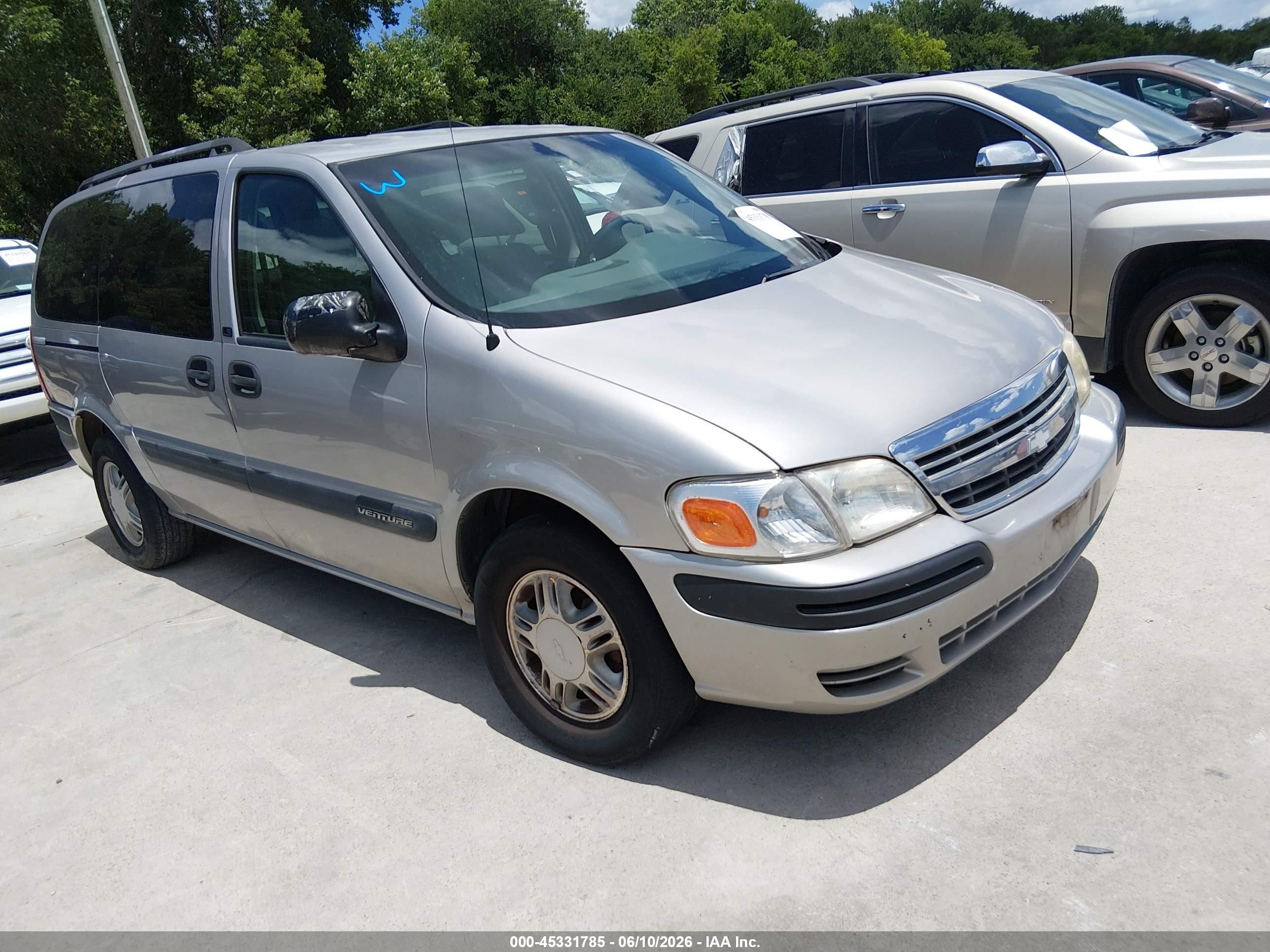 2004 Chevrolet Venture LS, VIN 1GNDX03E24D167650 — Normal wear