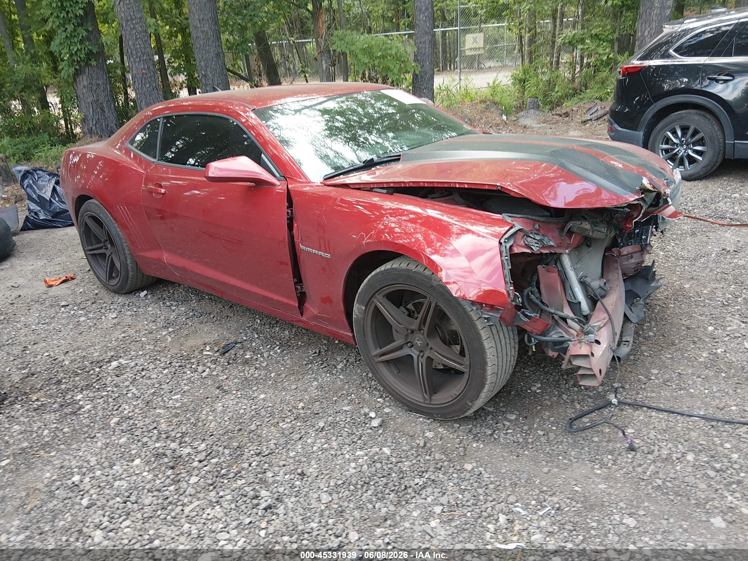 2015 Chevrolet Camaro LT, VIN 2G1FD1E36F9187064 — Перед