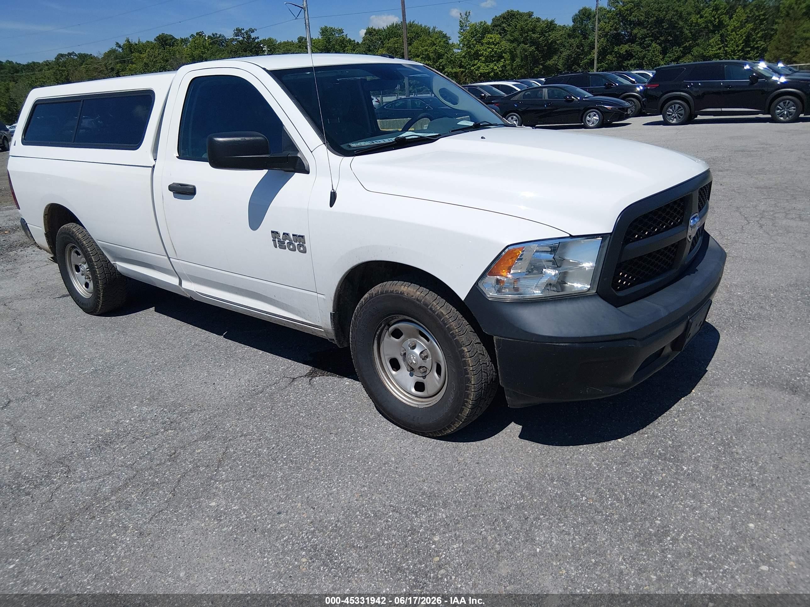 2018 Ram 1500 Tradesman, VIN 3C6JR6DGXJG321486 — Normal wear