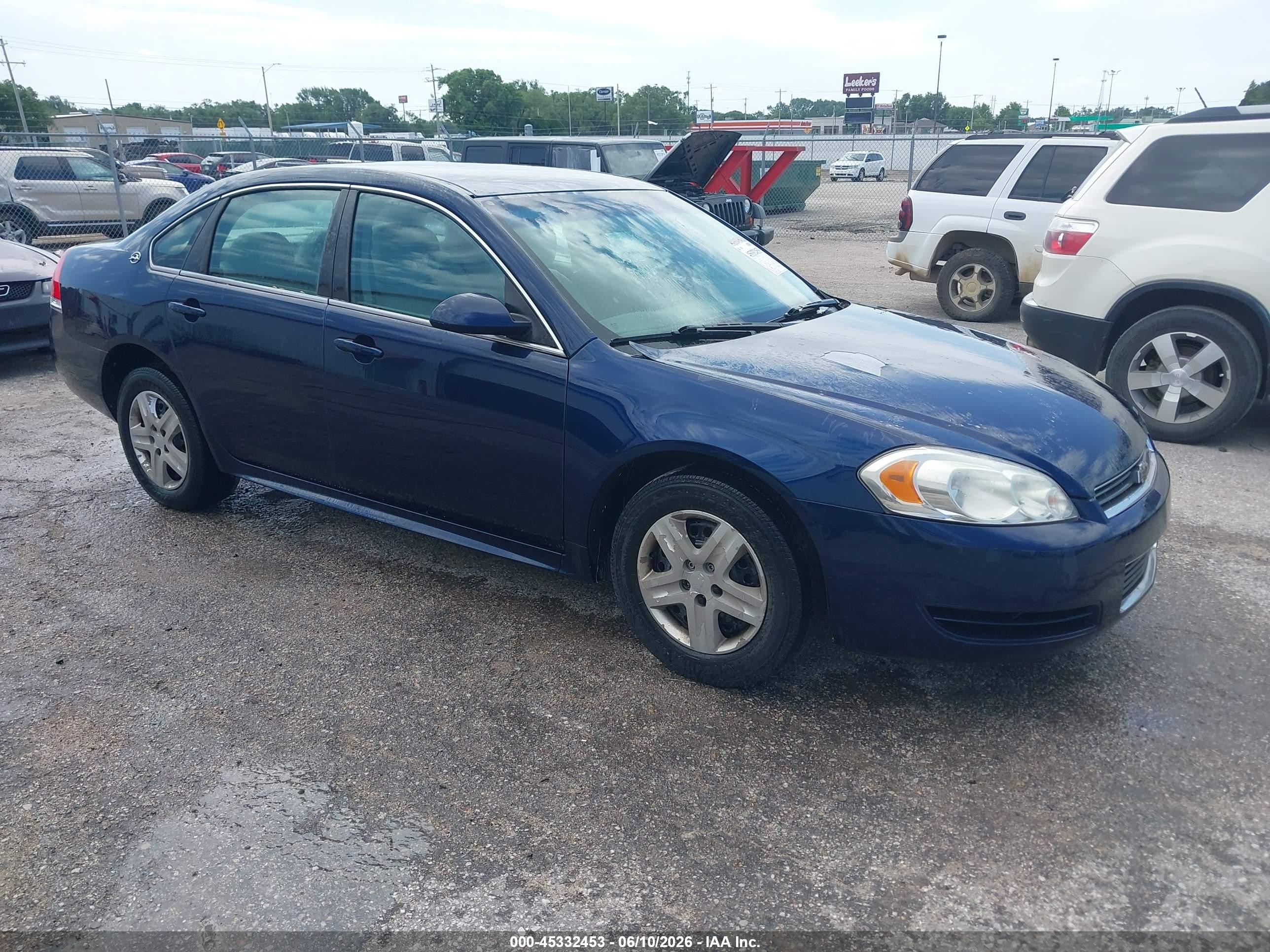2009 Chevrolet Impala LS, VIN 2G1WB57KX91306996 — Side