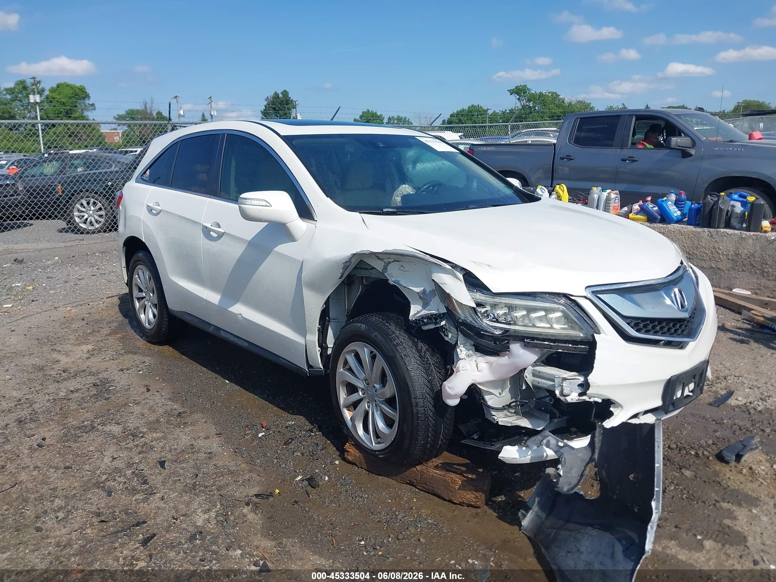2016 Acura RDX, VIN 5J8TB4H31GL018904 — Front end