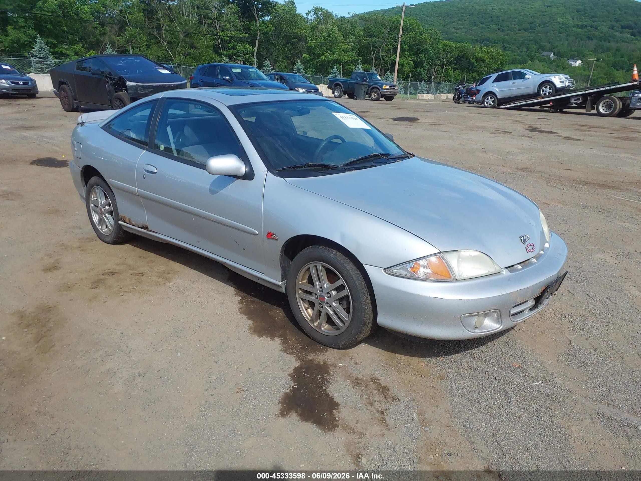 2002 Chevrolet Cavalier LS Sport, VIN 1G1JH12T727170482 — Side
