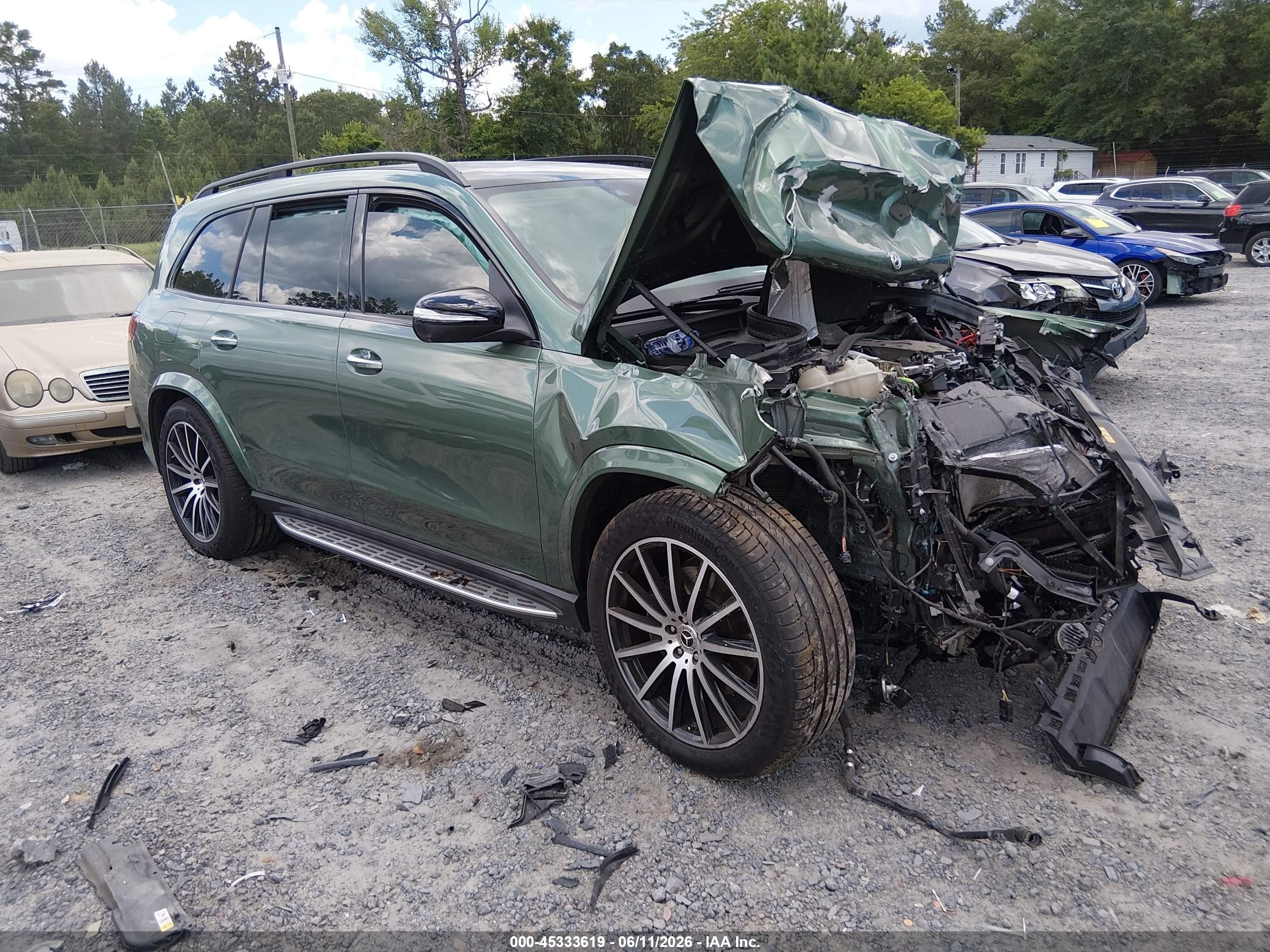 2025 Mercedes-Benz GLS 450, VIN 4JGFF5KE7SB482421 — Front end