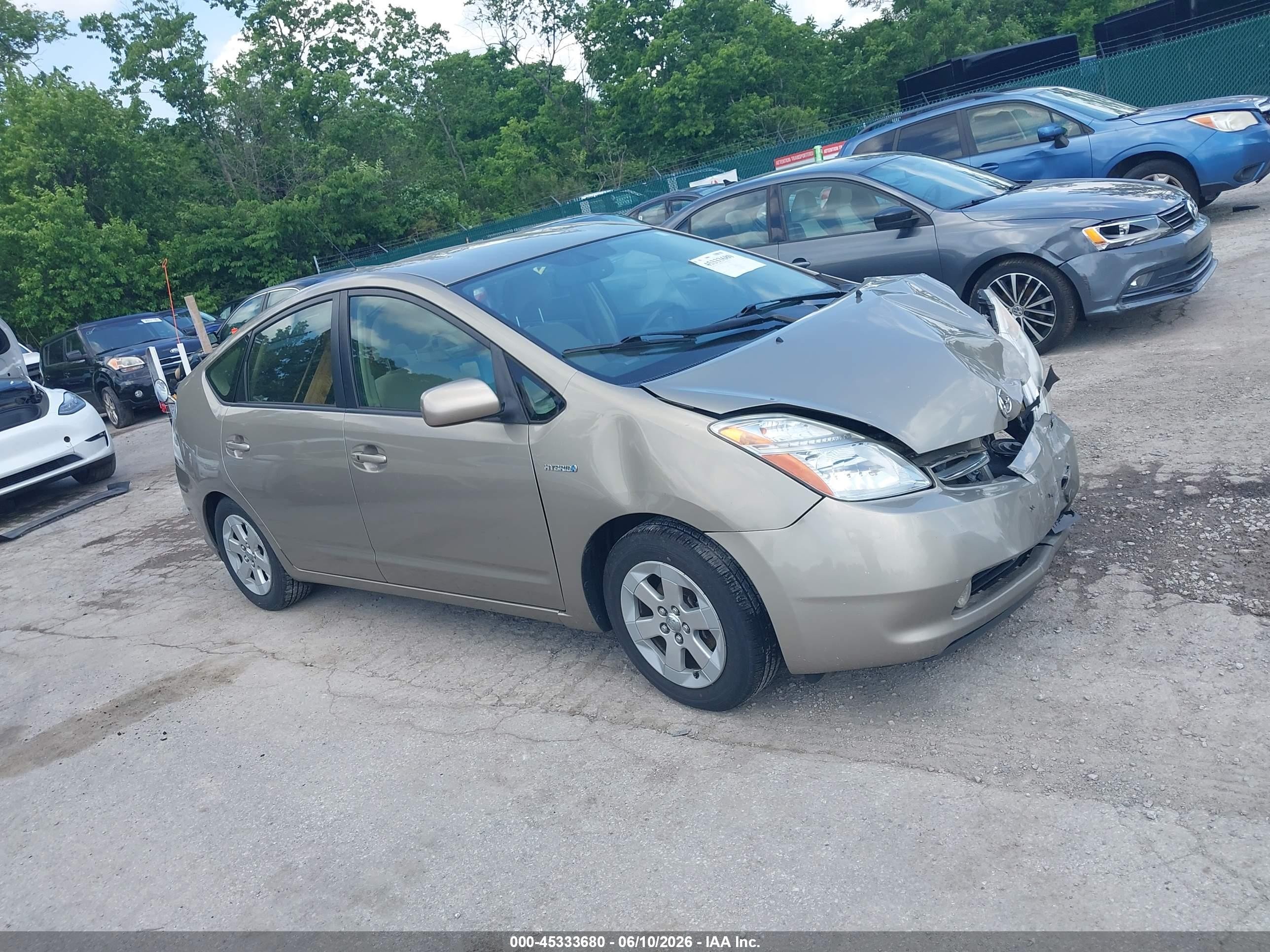 2009 Toyota Prius, VIN JTDKB20U393520433 — Front end