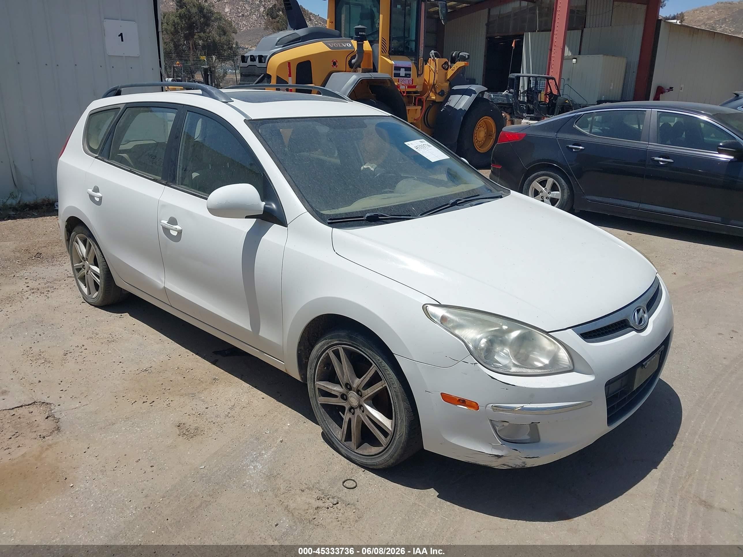 2010 Hyundai Elantra GLS, VIN KMHDC8AEXAU066028 — Normal wear