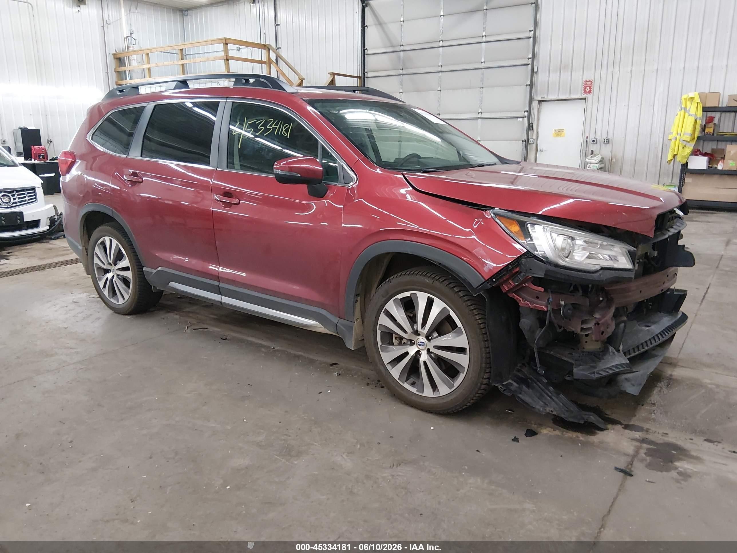 2020 Subaru Ascent Limited, VIN 4S4WMAJD7L3424781 — Front end