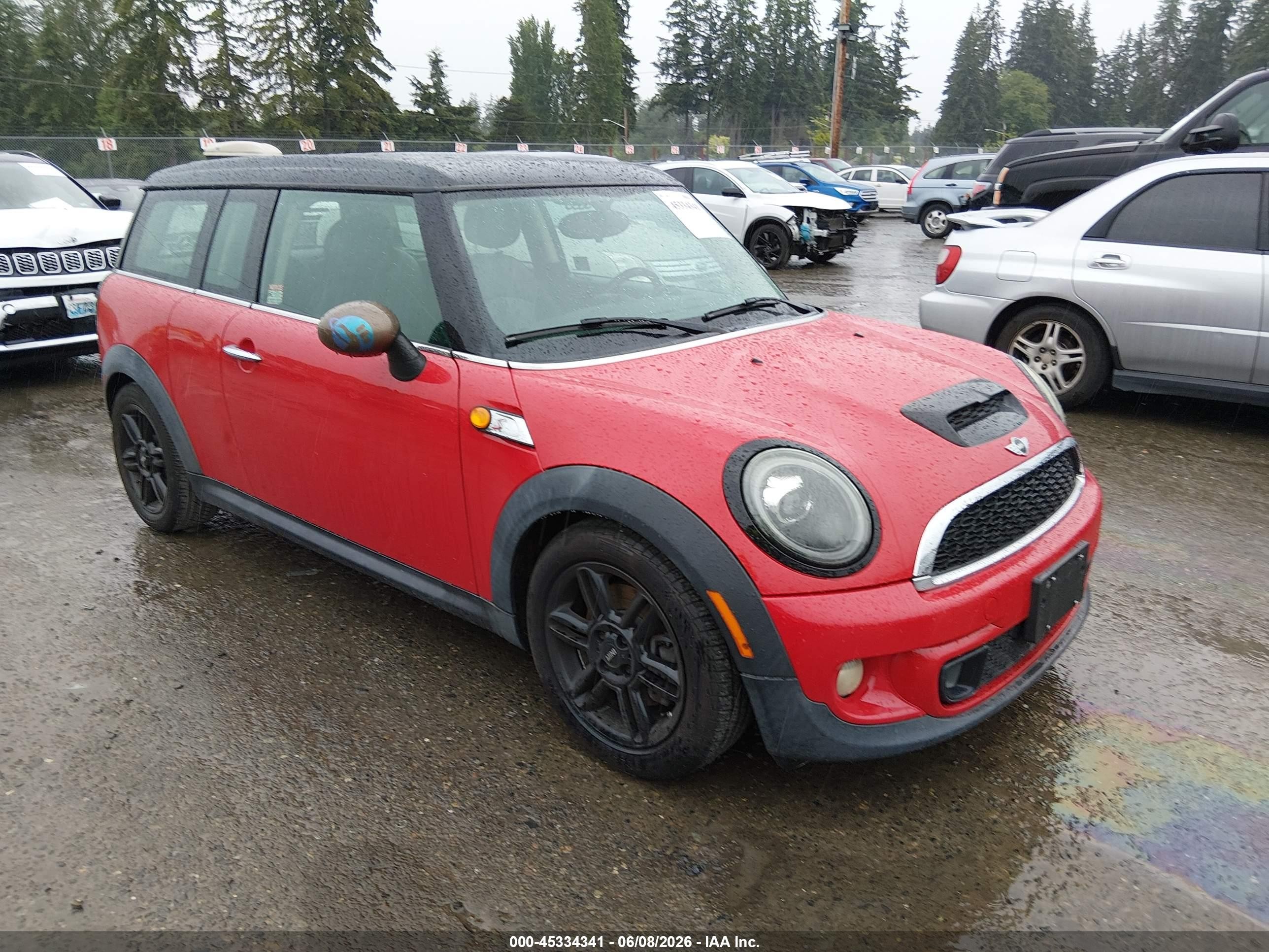 2014 MINI Clubman S, VIN WMWZG3C58ET800480 — Normal wear