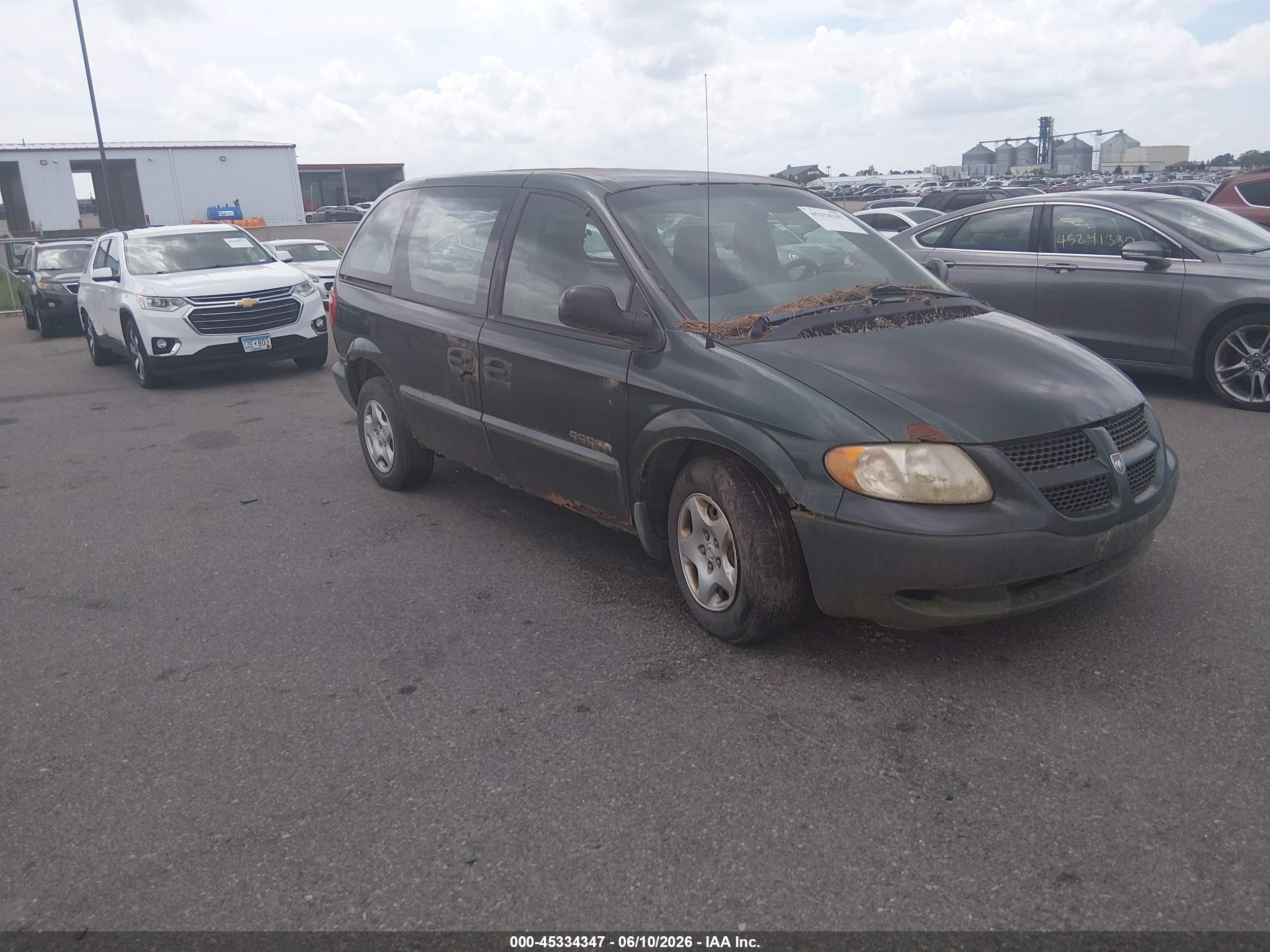 2001 Dodge Caravan SE, VIN 1B4GP25B31B118711 — Side