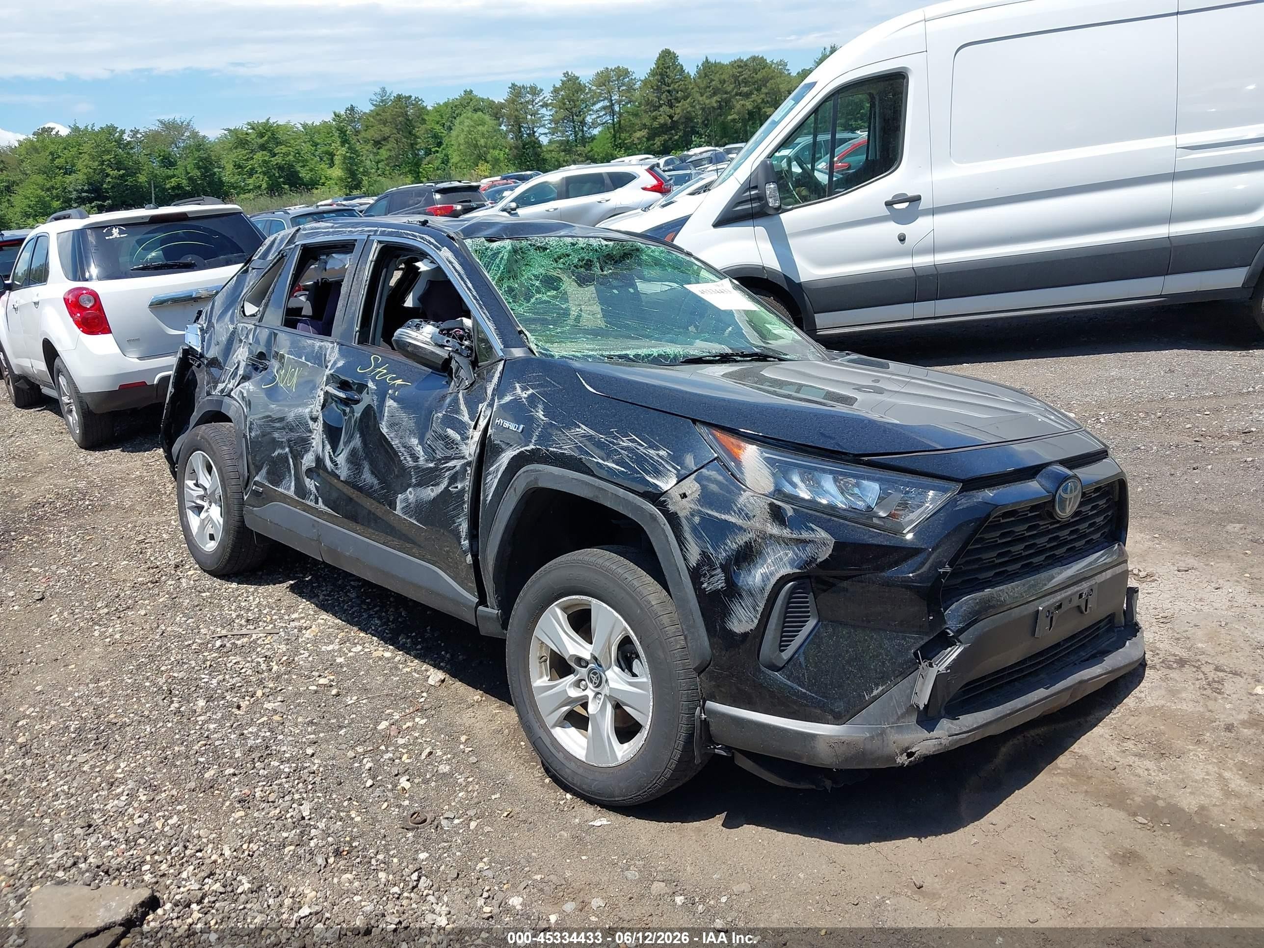 2020 Toyota RAV4 Hybrid LE, VIN JTMMWRFV6LD056156 — Rollover