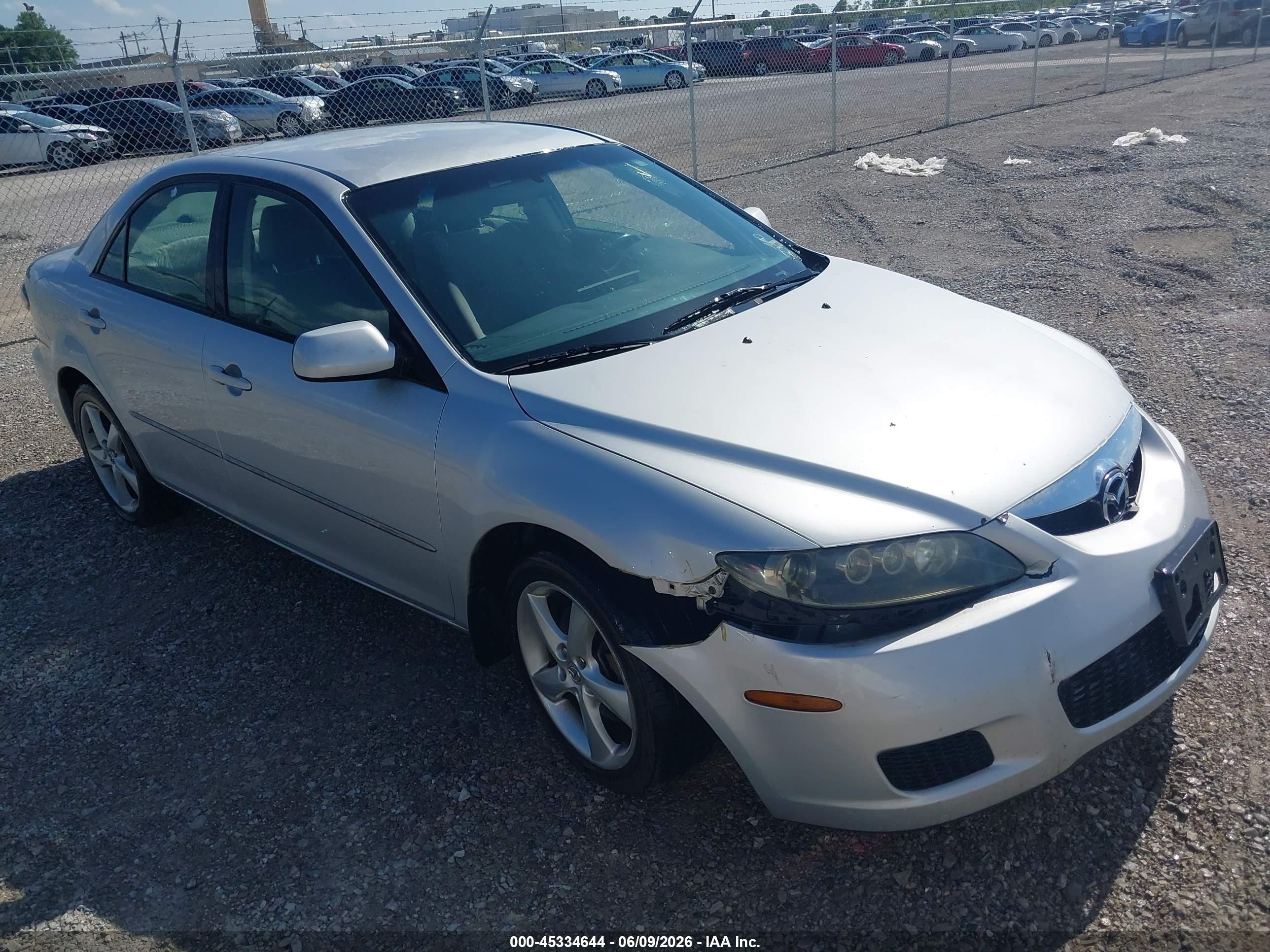 2006 Mazda 6 Grand Sport S, VIN 1YVHP80D165M51640 — Перед