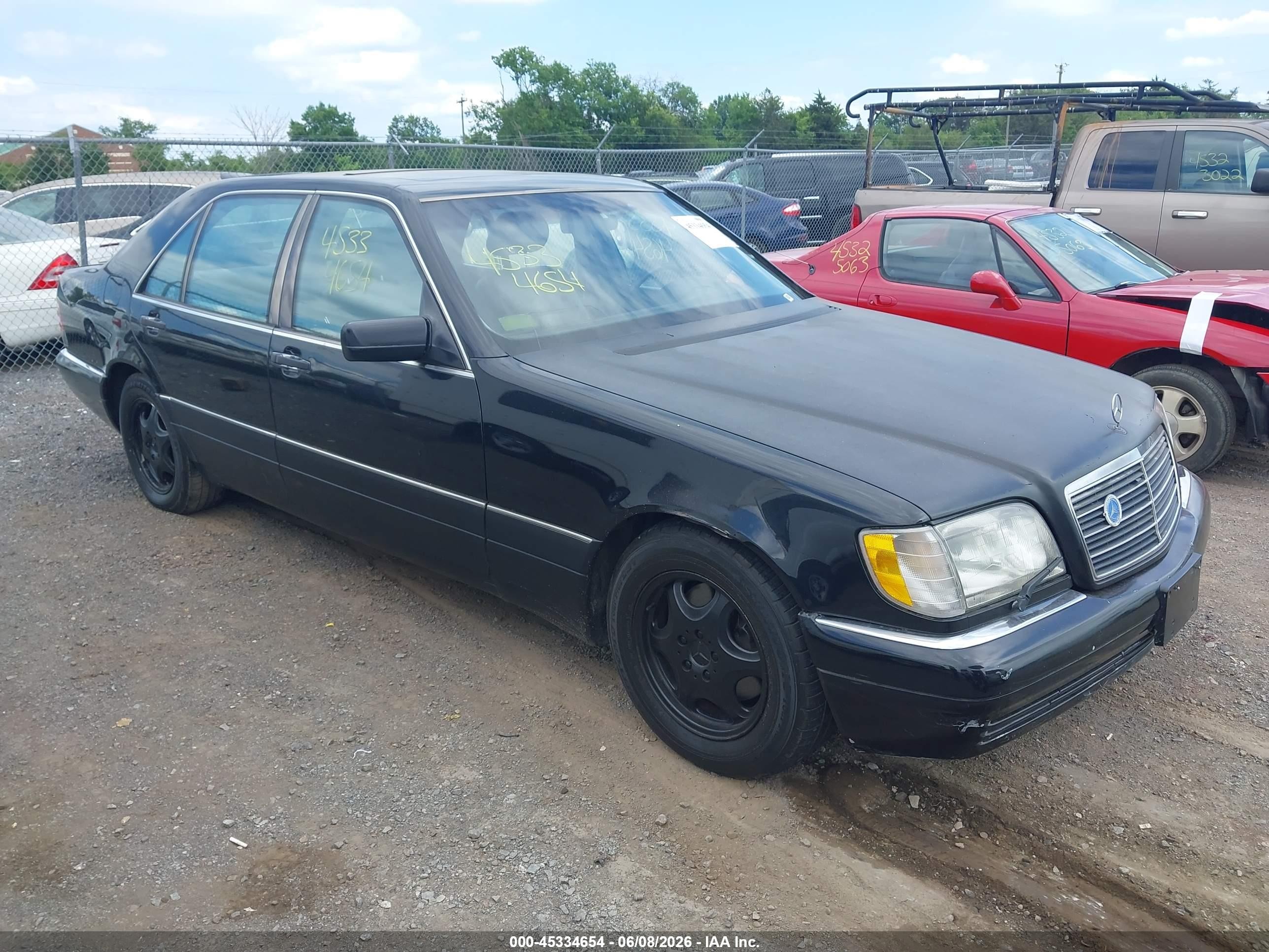 1998 Mercedes-Benz S 320/430/500, VIN WDBGA51G5WA379261 — Normal wear