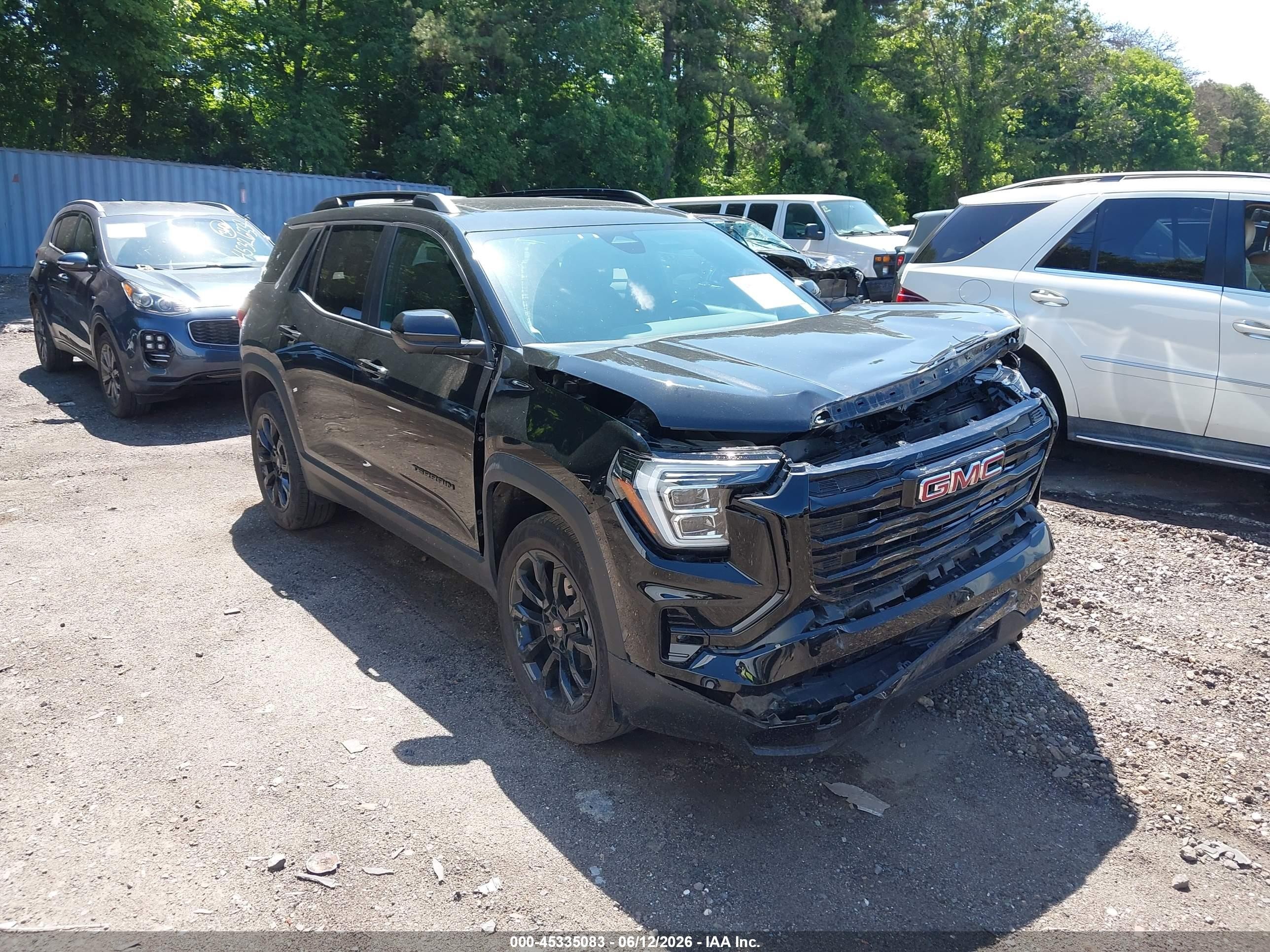 2025 GMC Terrain AWD Elevation, VIN 3GKALUEG1SL325131 — Front end