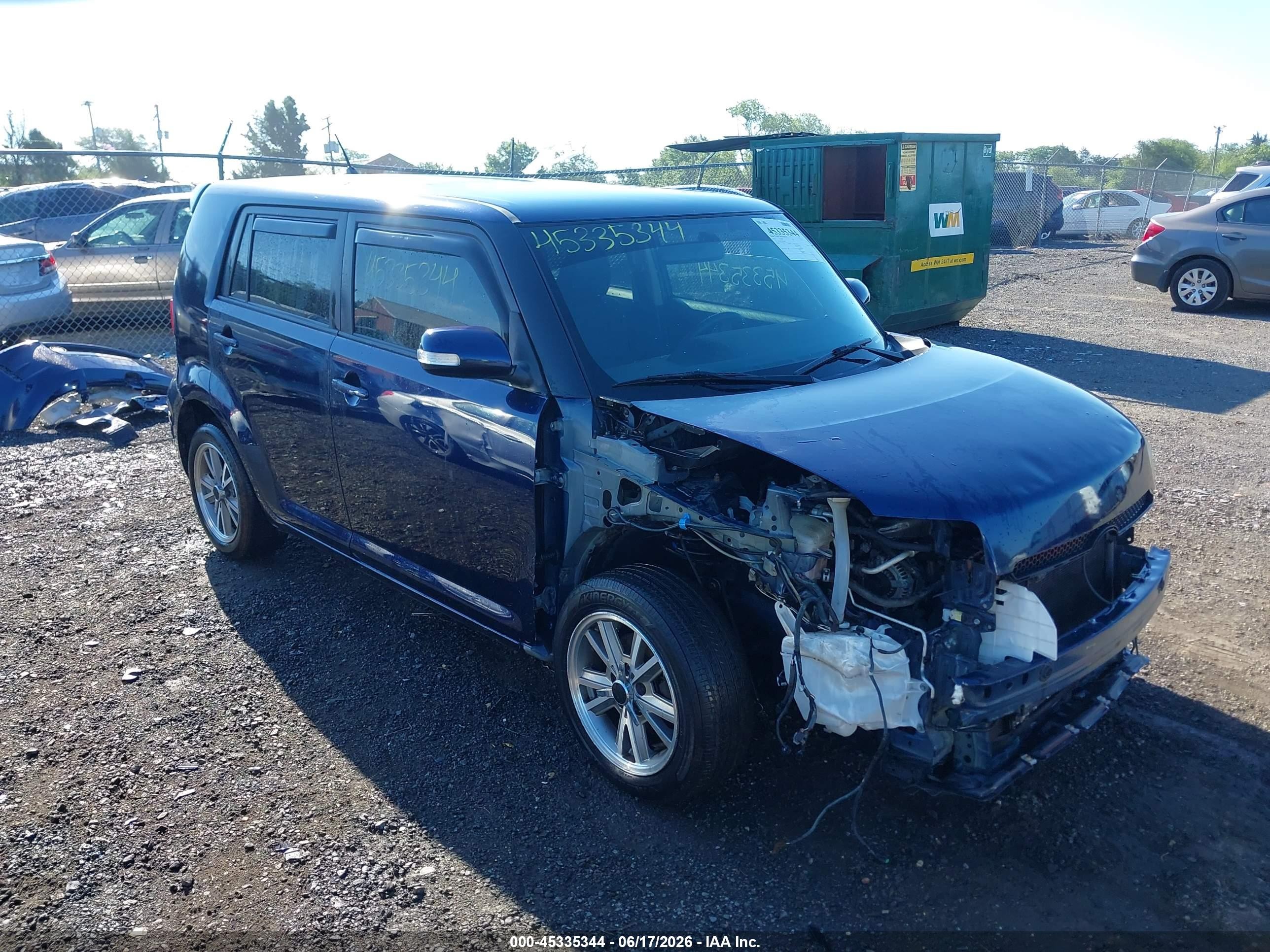 2014 Scion xB Release Series 10.0, VIN JTLZE4FE9EJ063803 — Front end