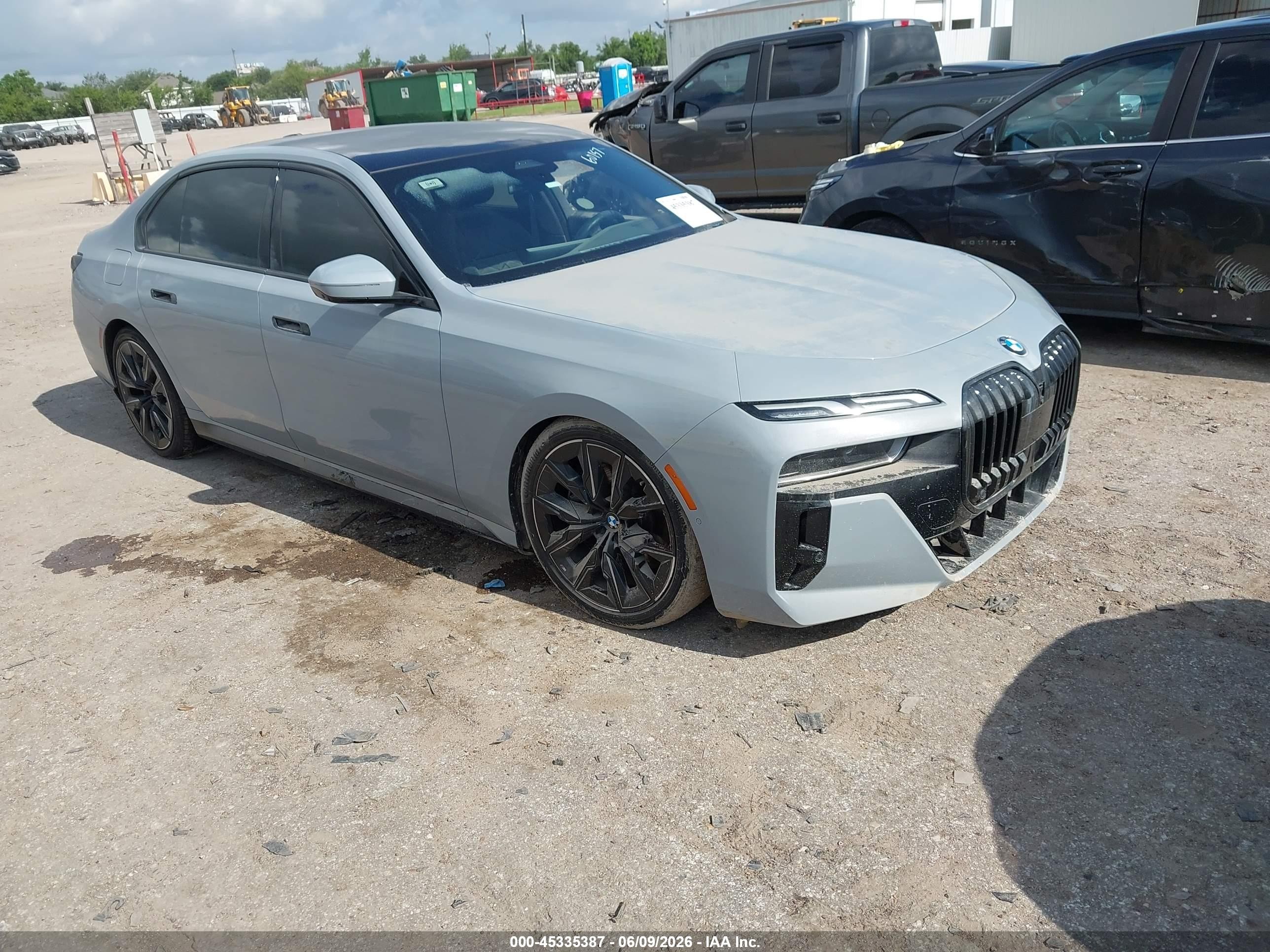 2023 BMW 7 Series 740i, VIN WBA23EH08PCM54262 — Вода / потоп