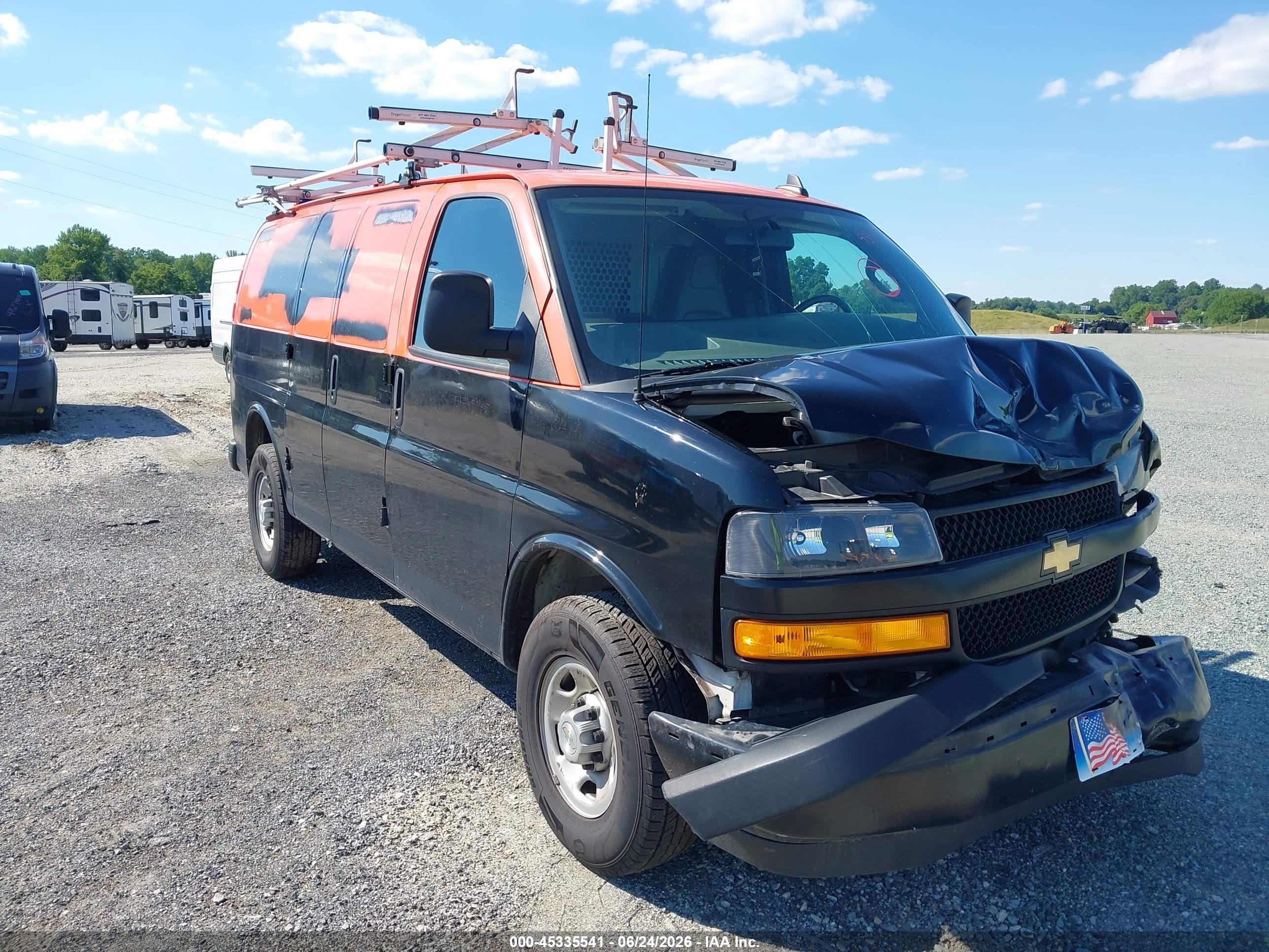 2022 Chevrolet City Express Cargo, VIN 1GCZGGF76N1212631 — Front end
