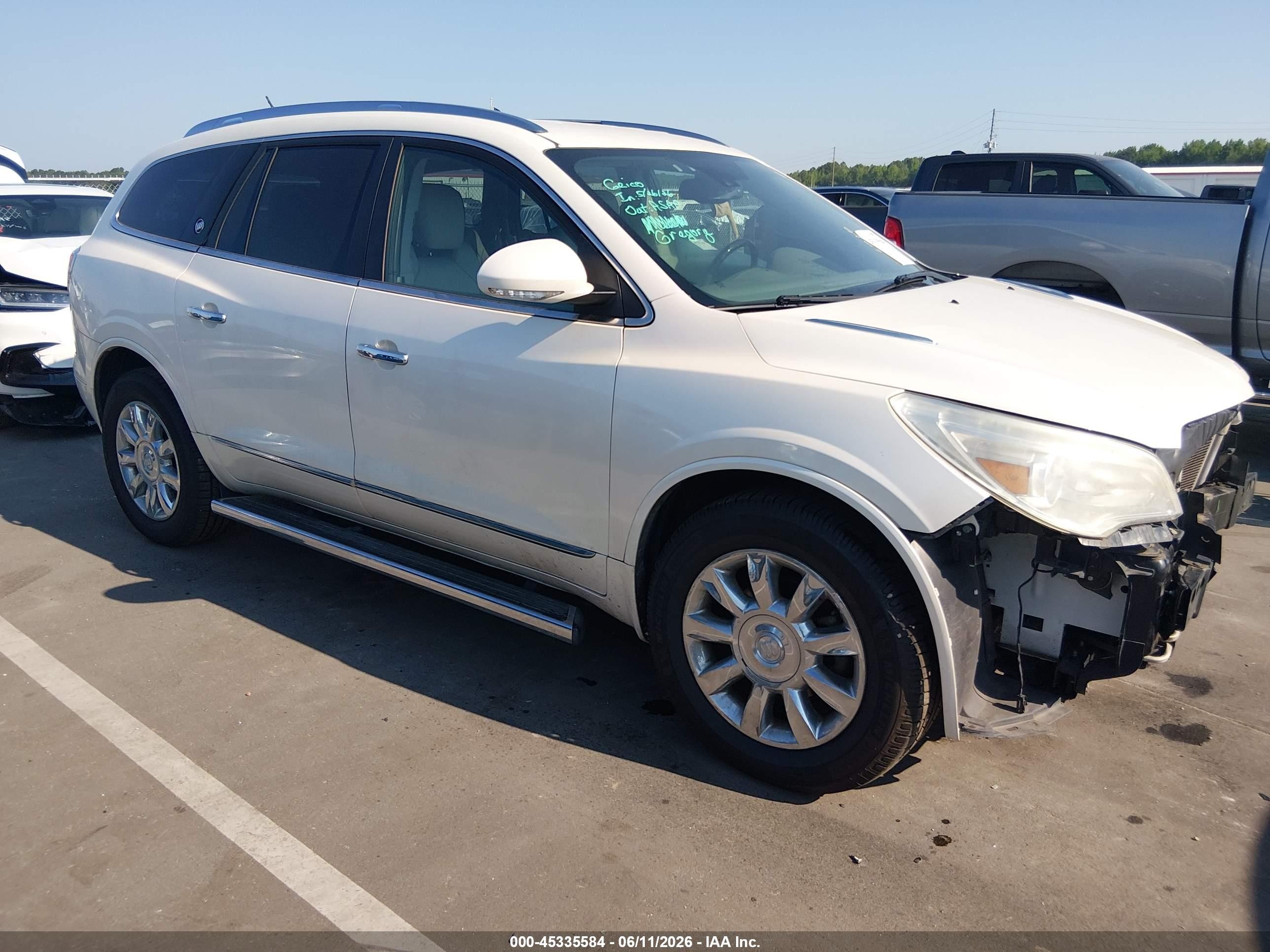 2015 Buick Enclave Premium, VIN 5GAKRCKD9FJ146952 — Перед