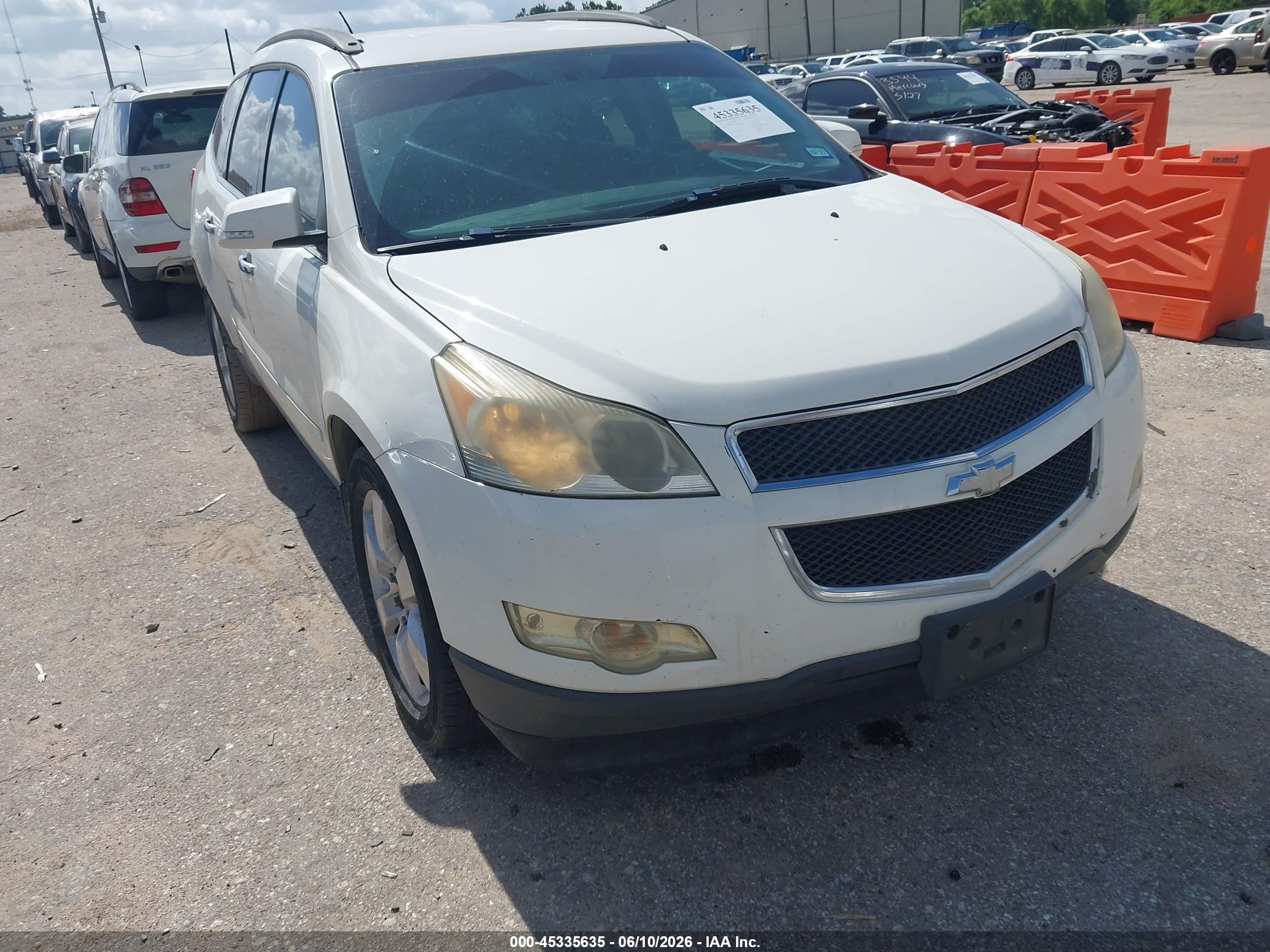 2012 Chevrolet Traverse 1LT, VIN 1GNKRGED8CJ377605 — Repossession