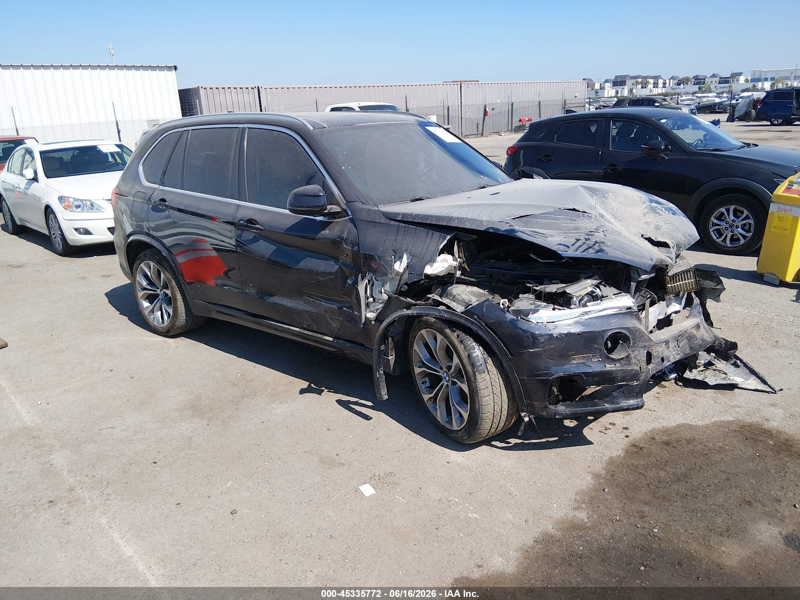 2015 BMW X5 xDrive35i, VIN 5UXKR0C51F0K61294 — Front end