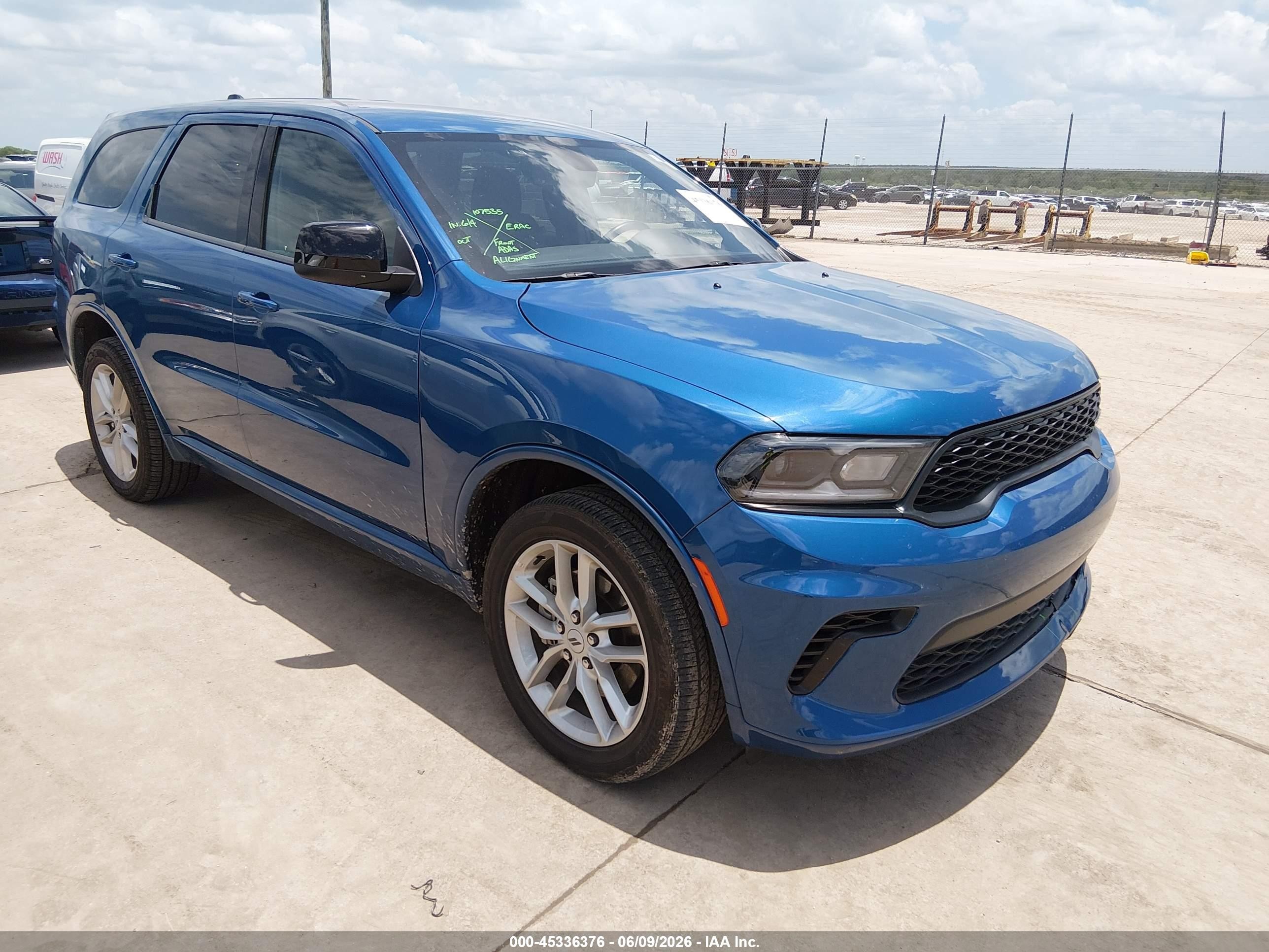 2025 Dodge Durango GT, VIN 1C4RDJDGXSC536478 — Front end