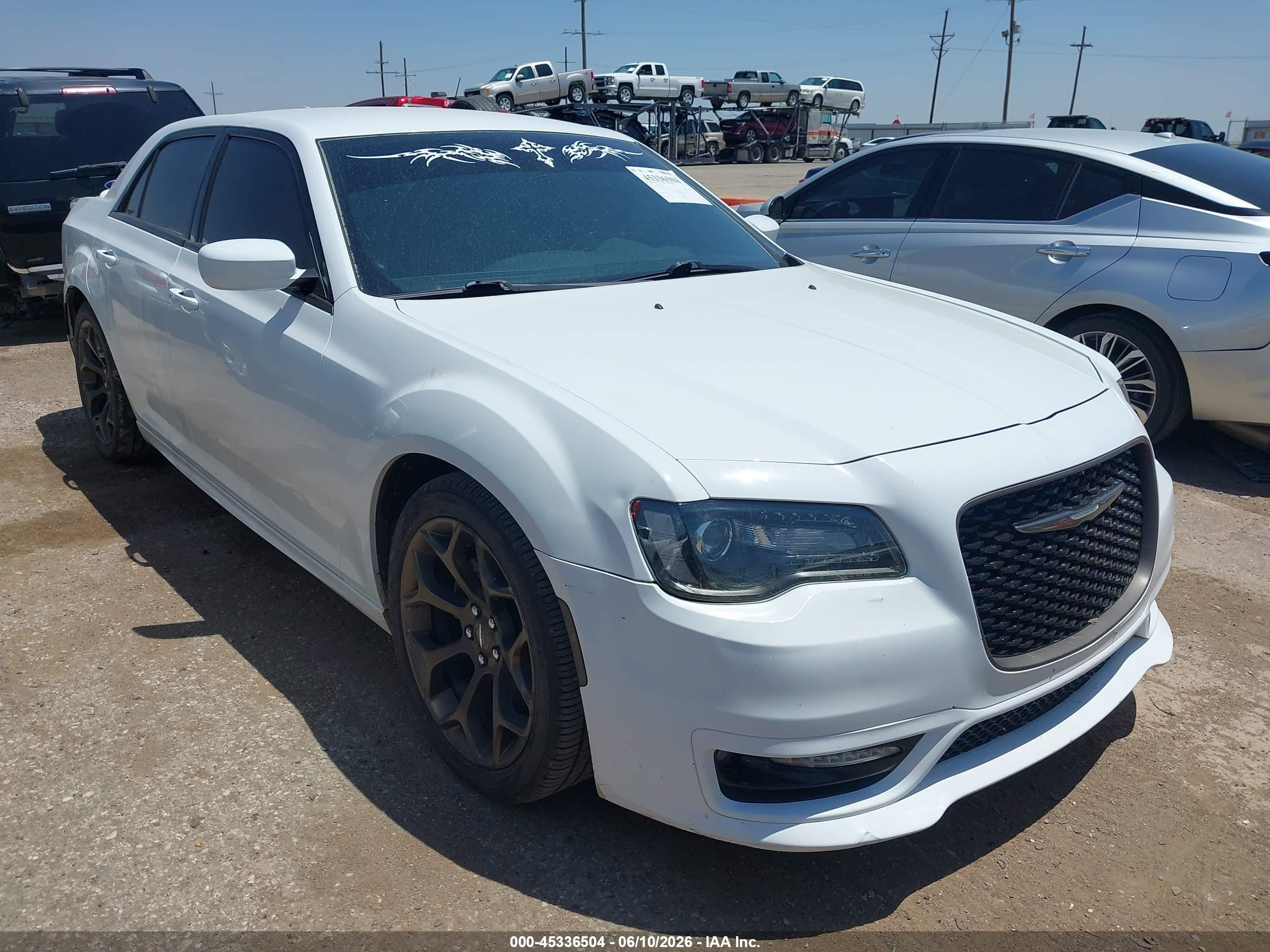 2017 Chrysler 300 S, VIN 2C3CCABG8HH664675 — Вода / потоп