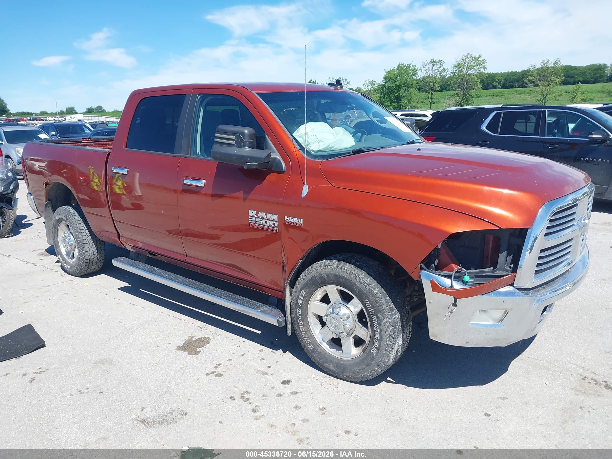 2013 Ram 2500 Big Horn, VIN 3C6TR5DT7DG526428 — Front end