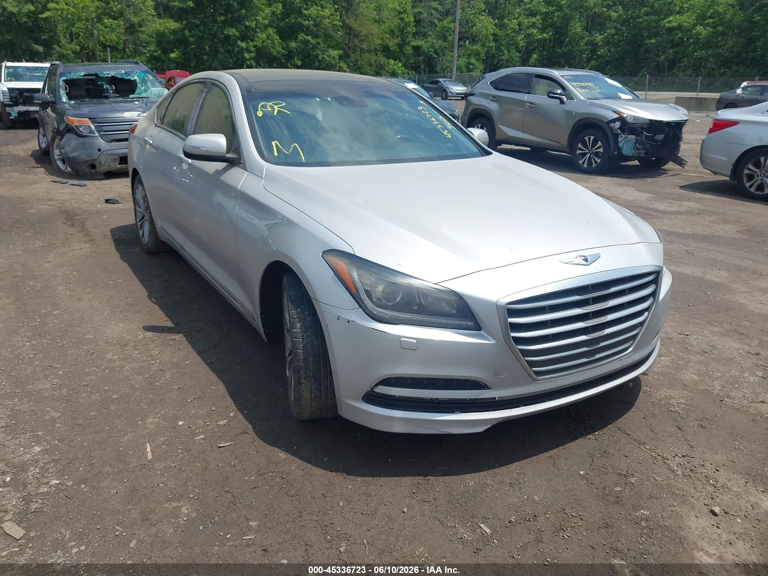 2015 Hyundai Genesis 3.8L, VIN KMHGN4JE8FU100281 — Обычный износ