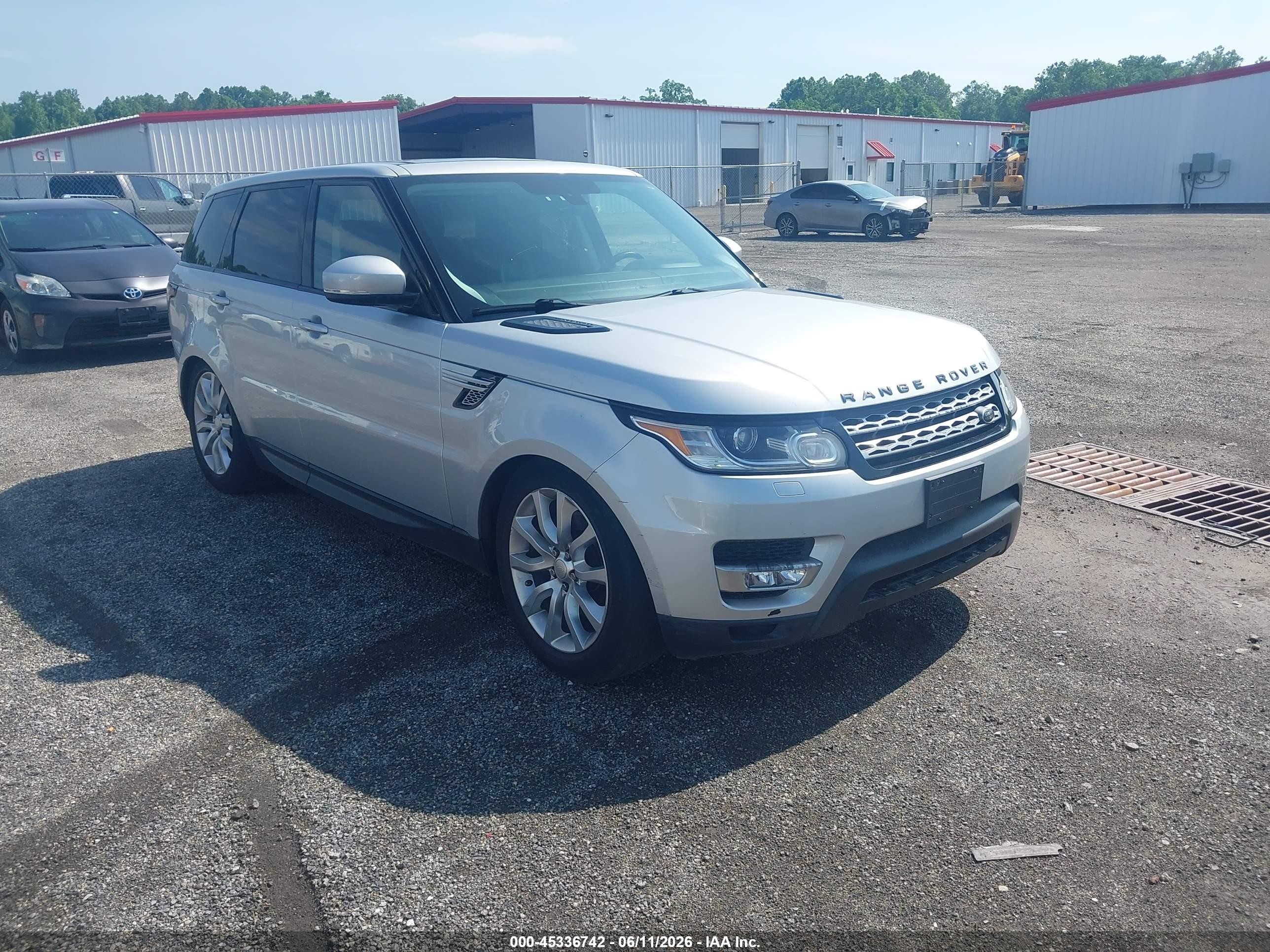 2014 Land Rover Range Rover Sport HSE, VIN SALWR2WFXEA328625 — Normal wear