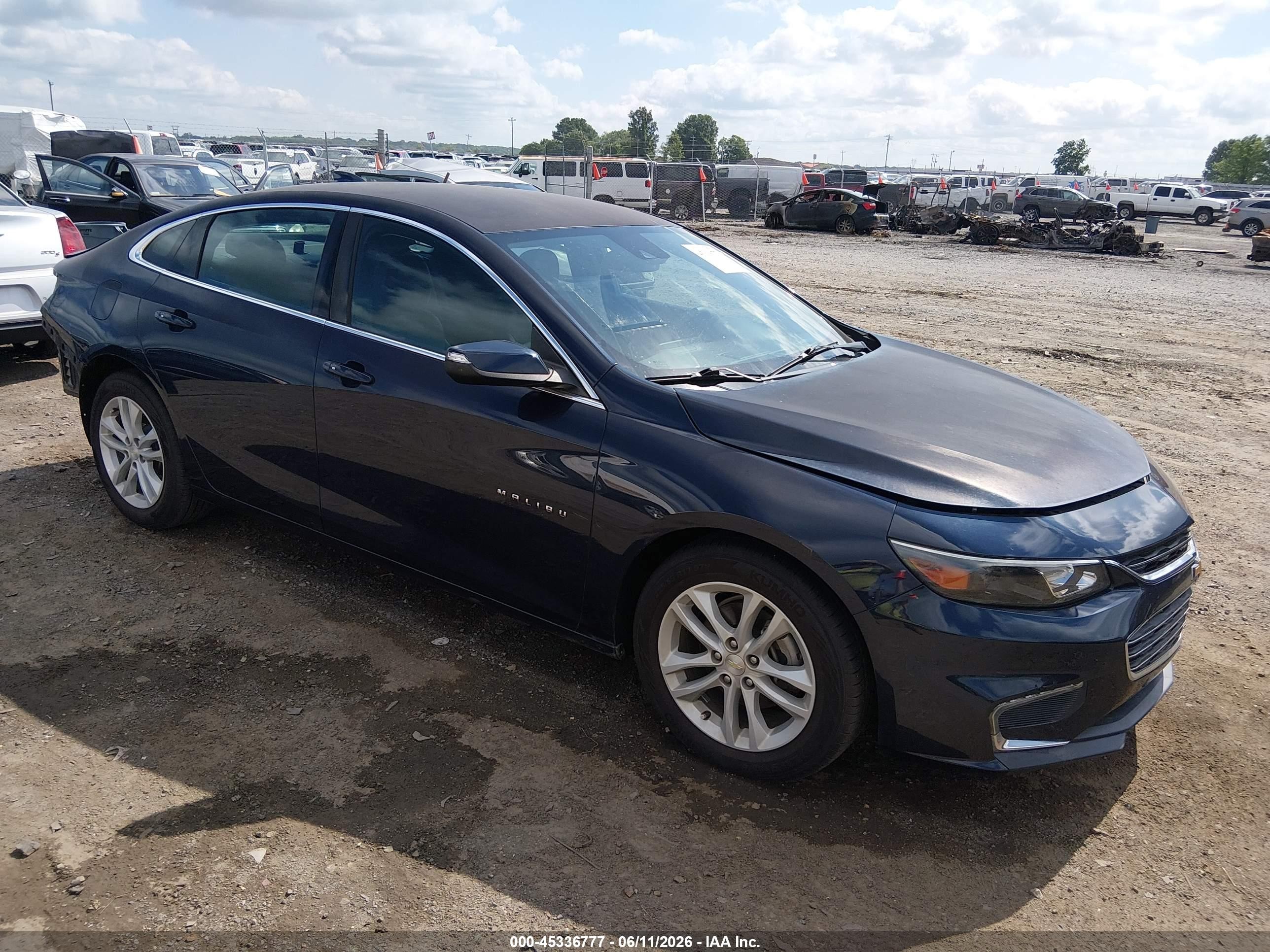 2018 Chevrolet Malibu LT, VIN 1G1ZD5ST3JF134685 — Rear end