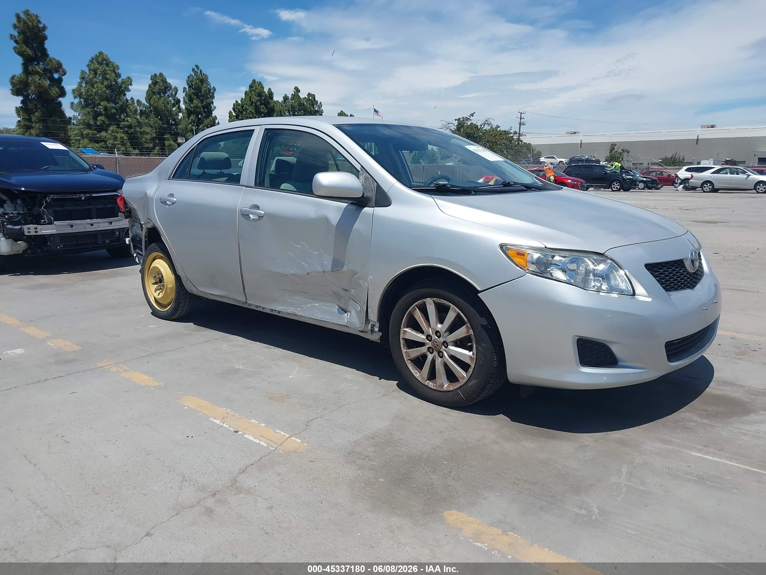 2009 Toyota Corolla, VIN JTDBL40EX99085148 — Normal wear