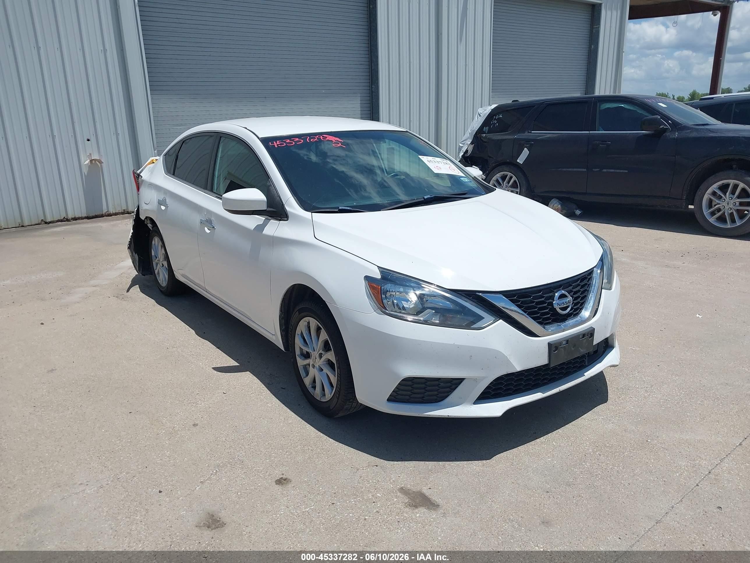 2018 Nissan Sentra SV, VIN 3N1AB7AP2JL646974 — Rear end