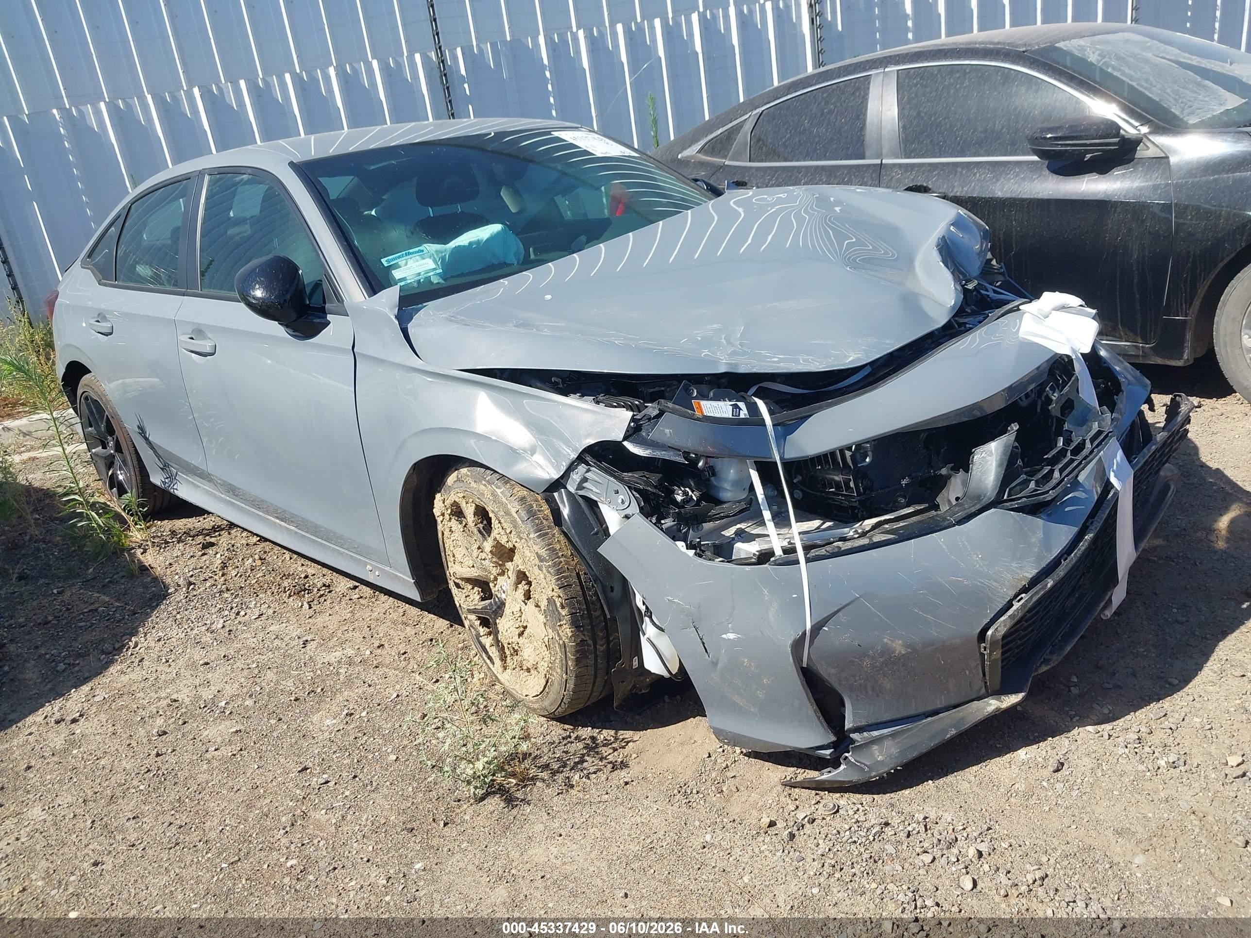 2026 Honda Civic Sport, VIN 2HGFE2F59TH541463 — Перед