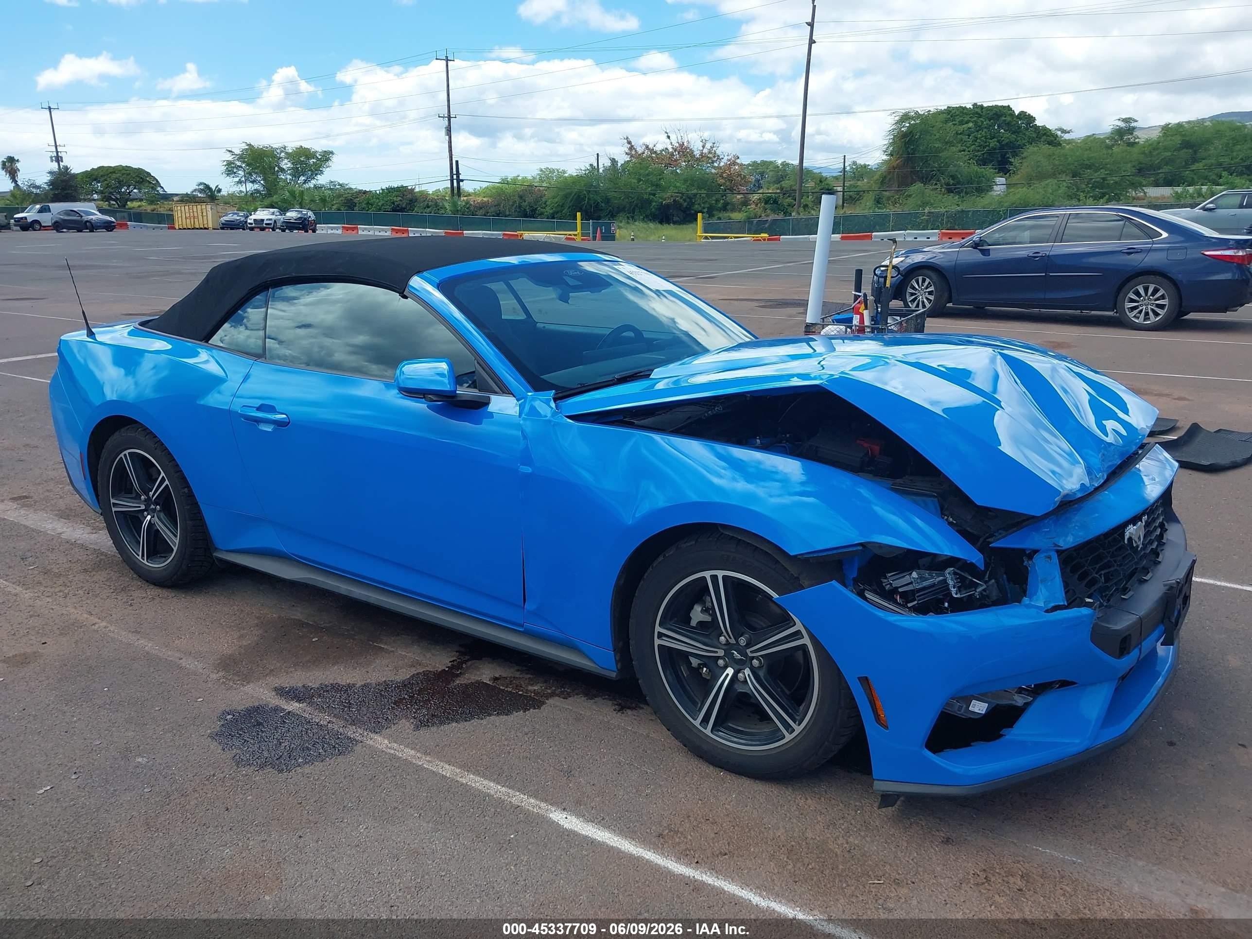 2024 Ford Mustang EcoBoost, VIN 1FAGP8UH1R5104883 — Front end