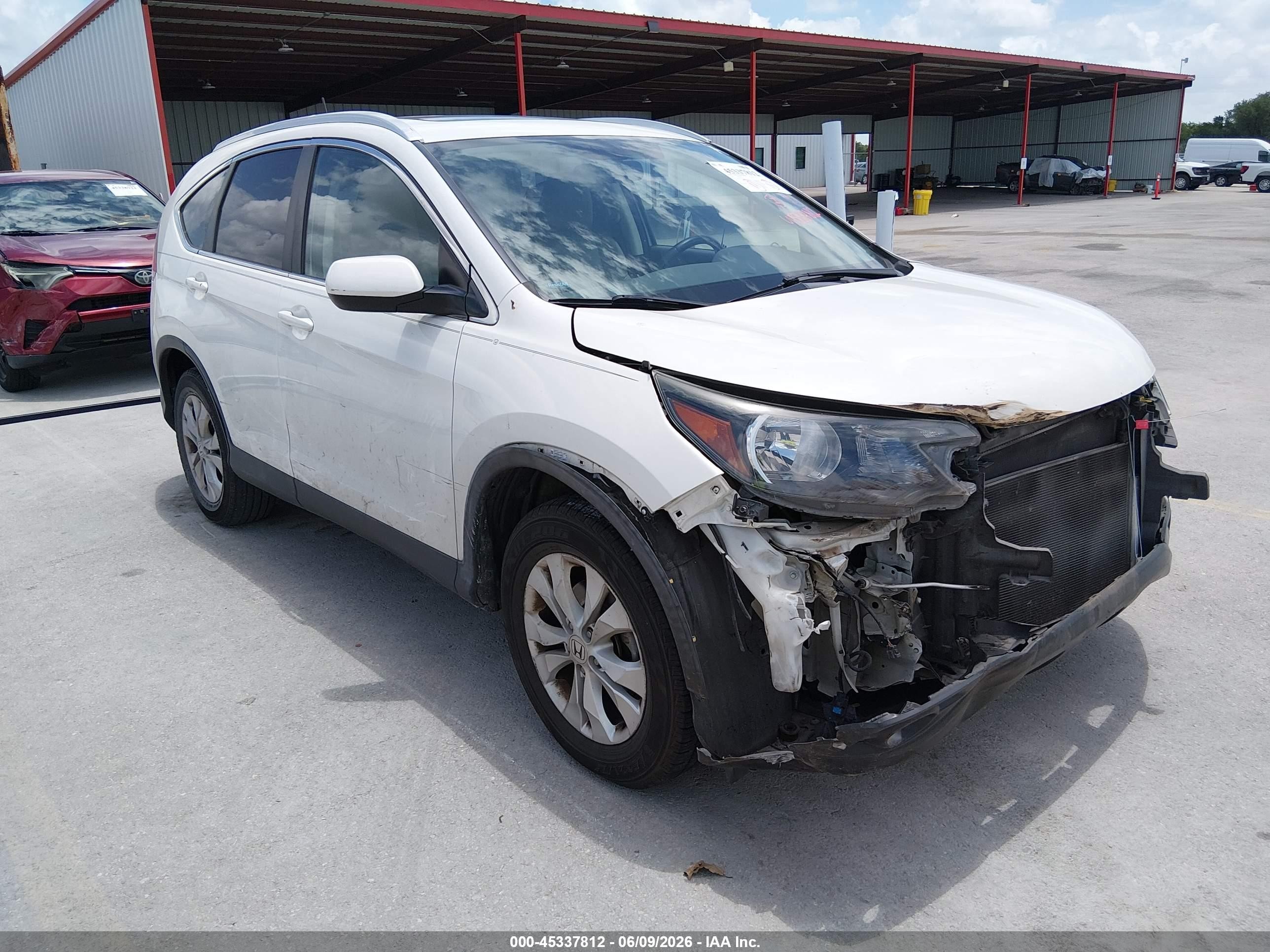 2014 Honda CR-V EX-L, VIN 5J6RM3H79EL038938 — Front end