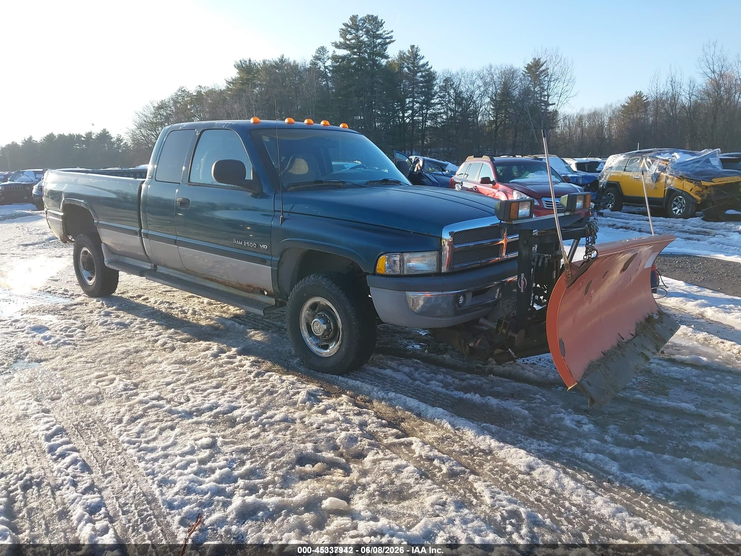 1998 Dodge 2500, VIN 1B7KF23W8WJ224509 — Не указано