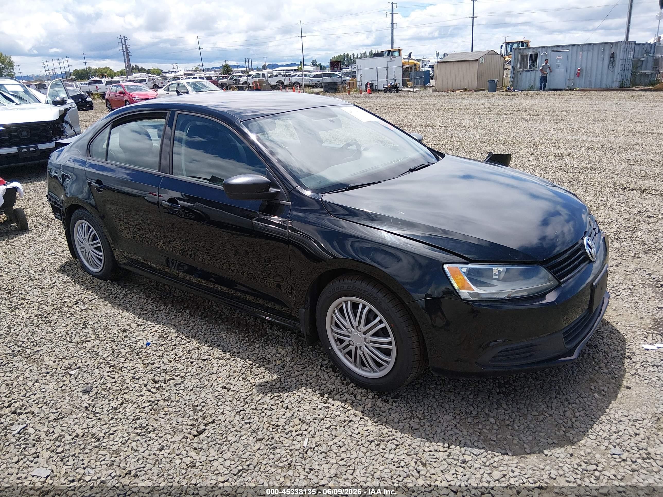 2014 Volkswagen Jetta TDI, VIN 3VWLL7AJ9EM445553 — Rear end