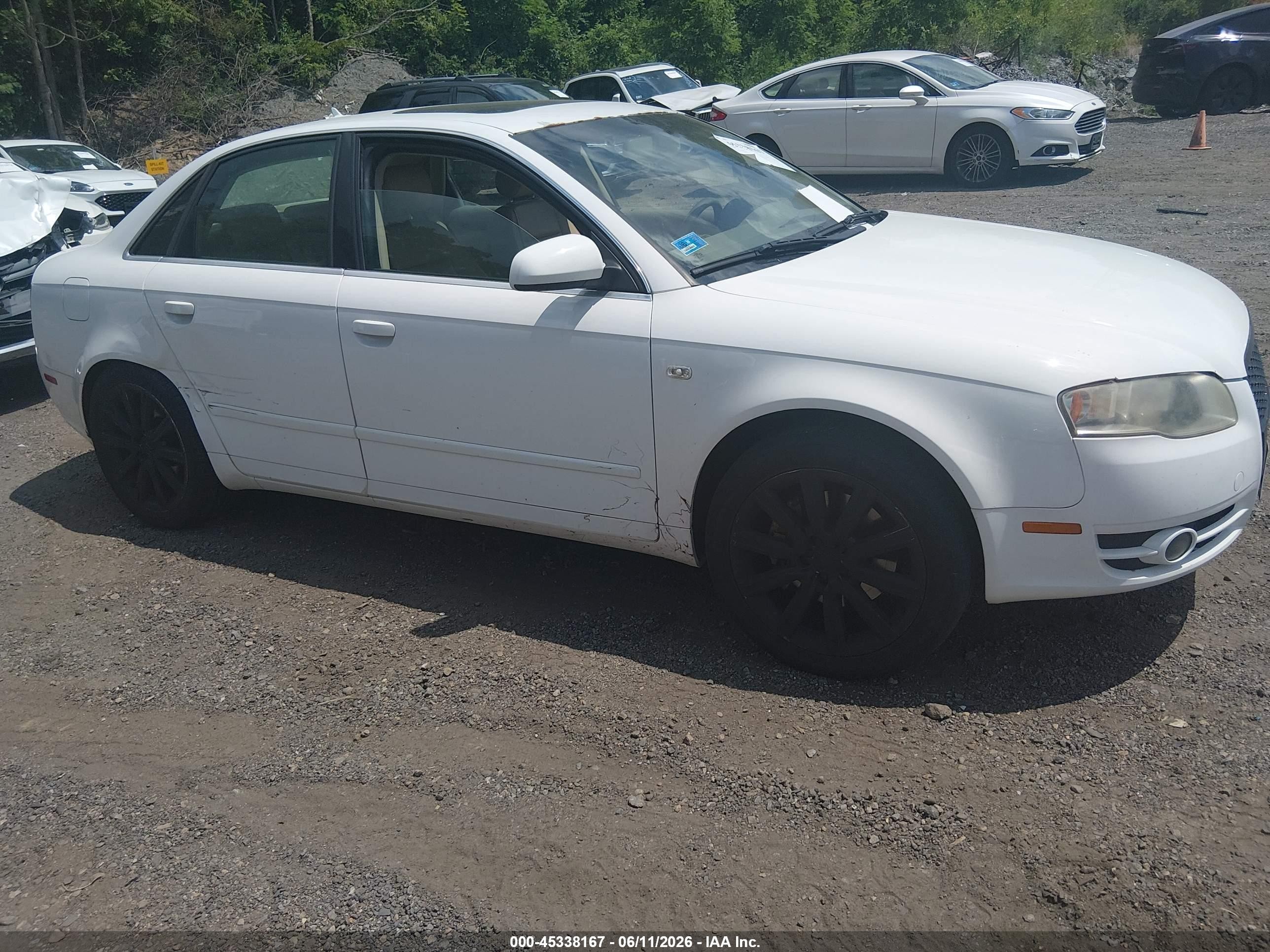 2007 Audi A4 2.0T, VIN WAUDF78E57A131788 — Перед