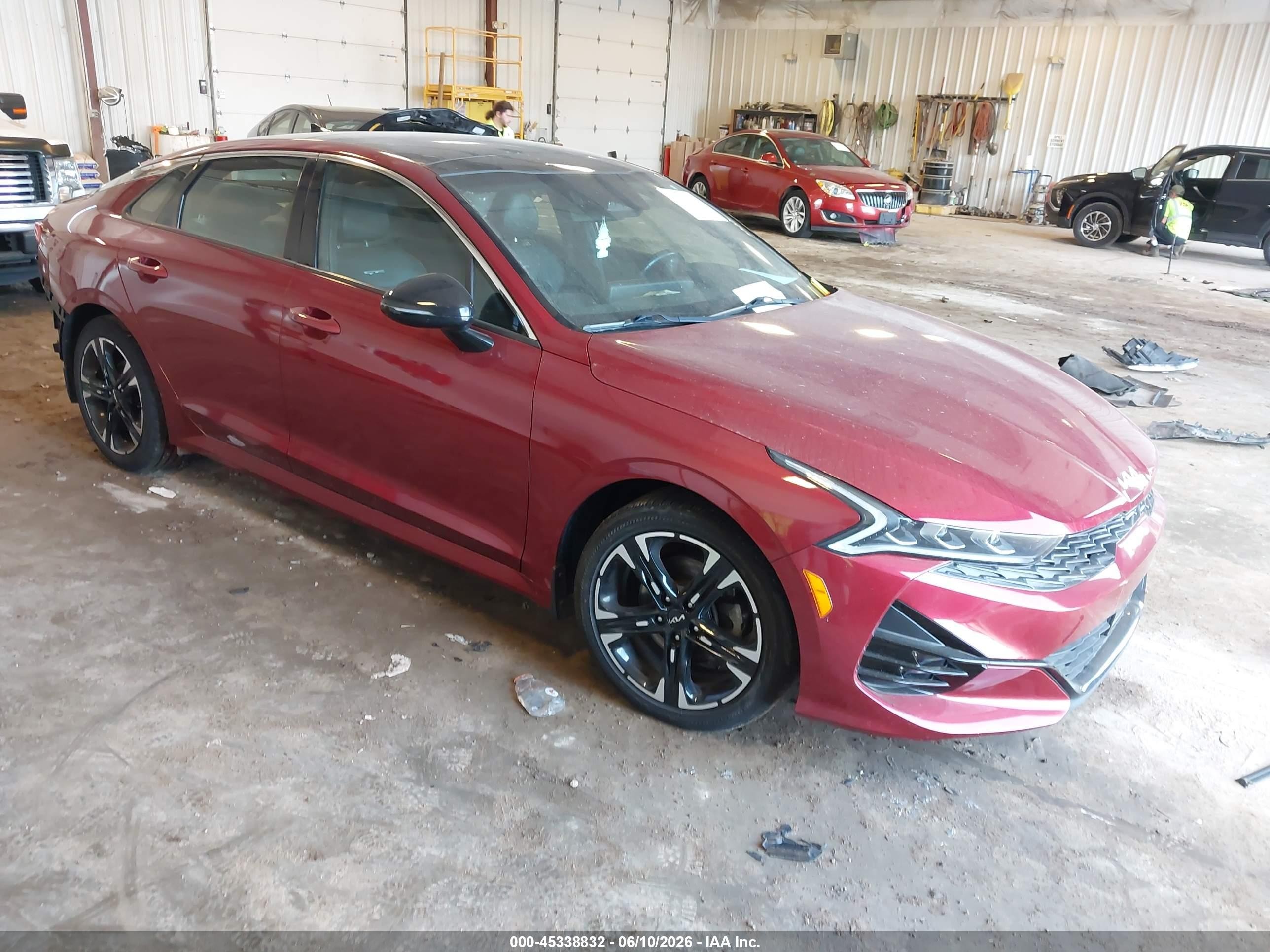 2022 Kia K5 GT-Line, VIN 5XXG64J23NG108011 — Rear end