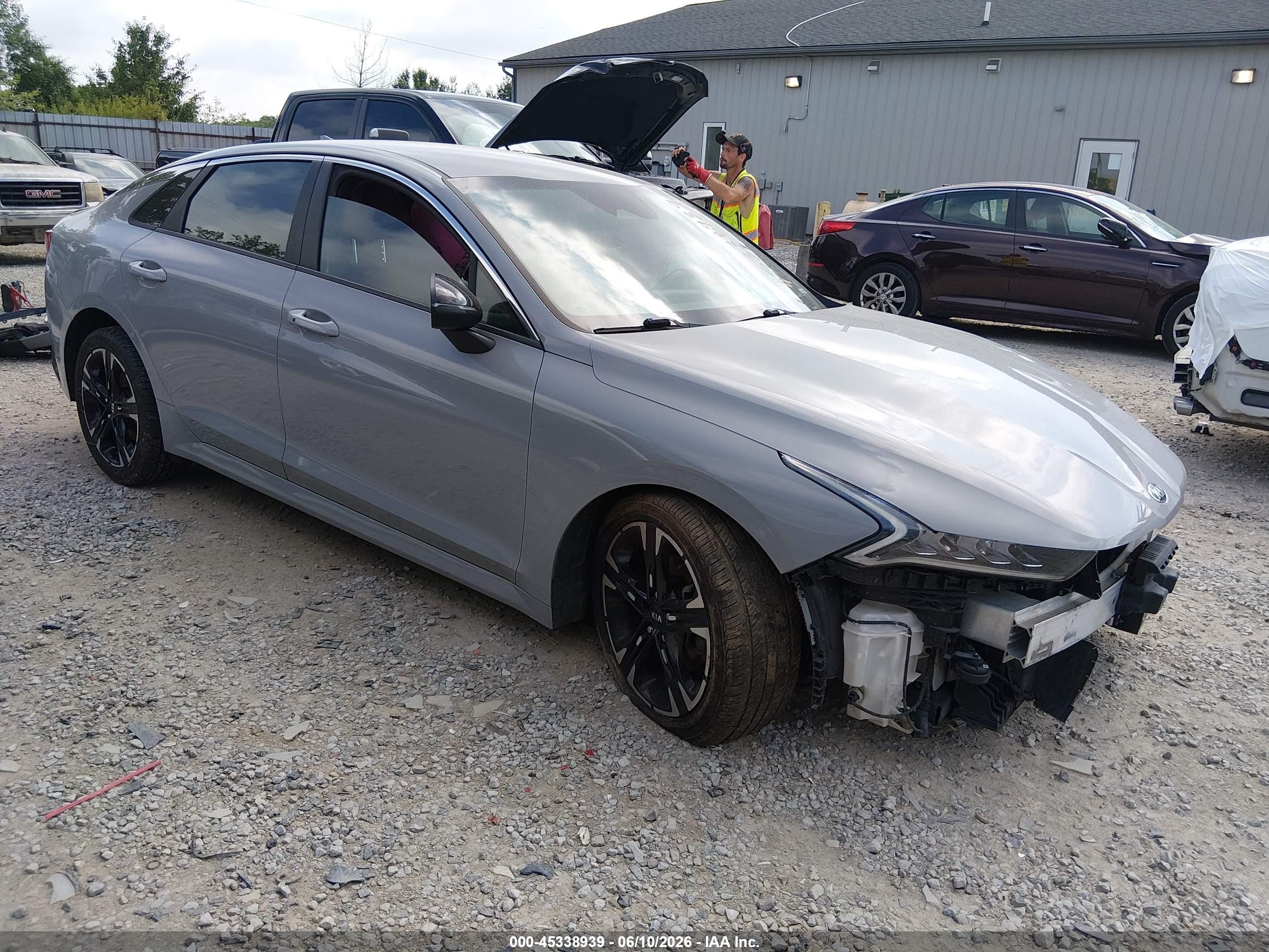 2021 Kia K5 GT-Line, VIN 5XXG64J25MG021581 — Front end
