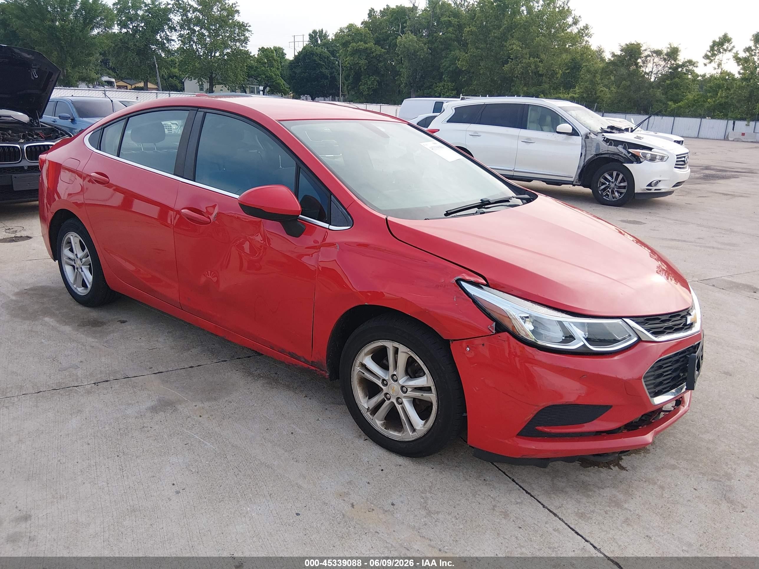 2017 Chevrolet Cruze LT, VIN 1G1BE5SMXH7161426 — Обычный износ