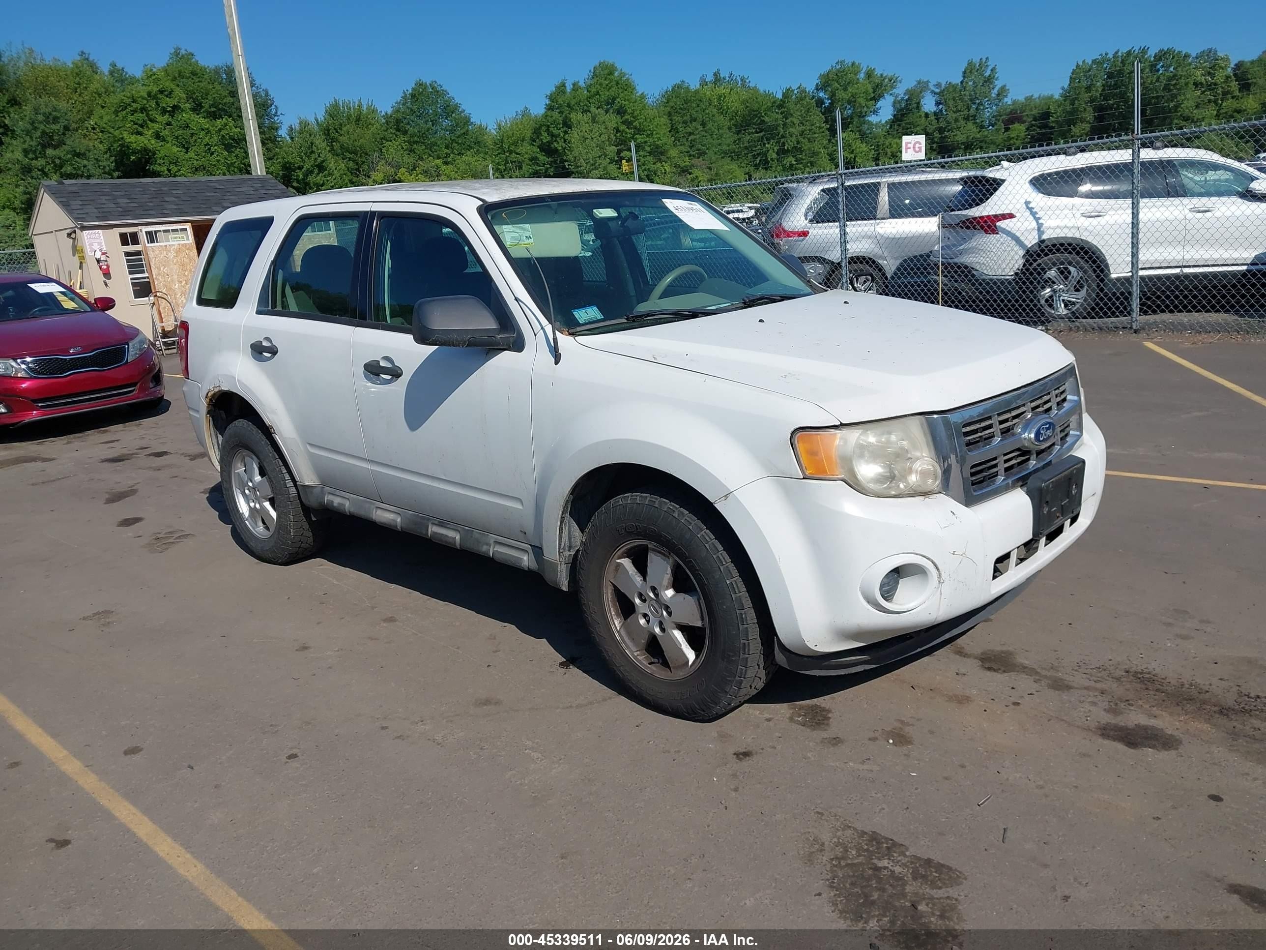 2012 Ford Escape XLS, VIN 1FMCU9C76CKA91472 — Normal wear