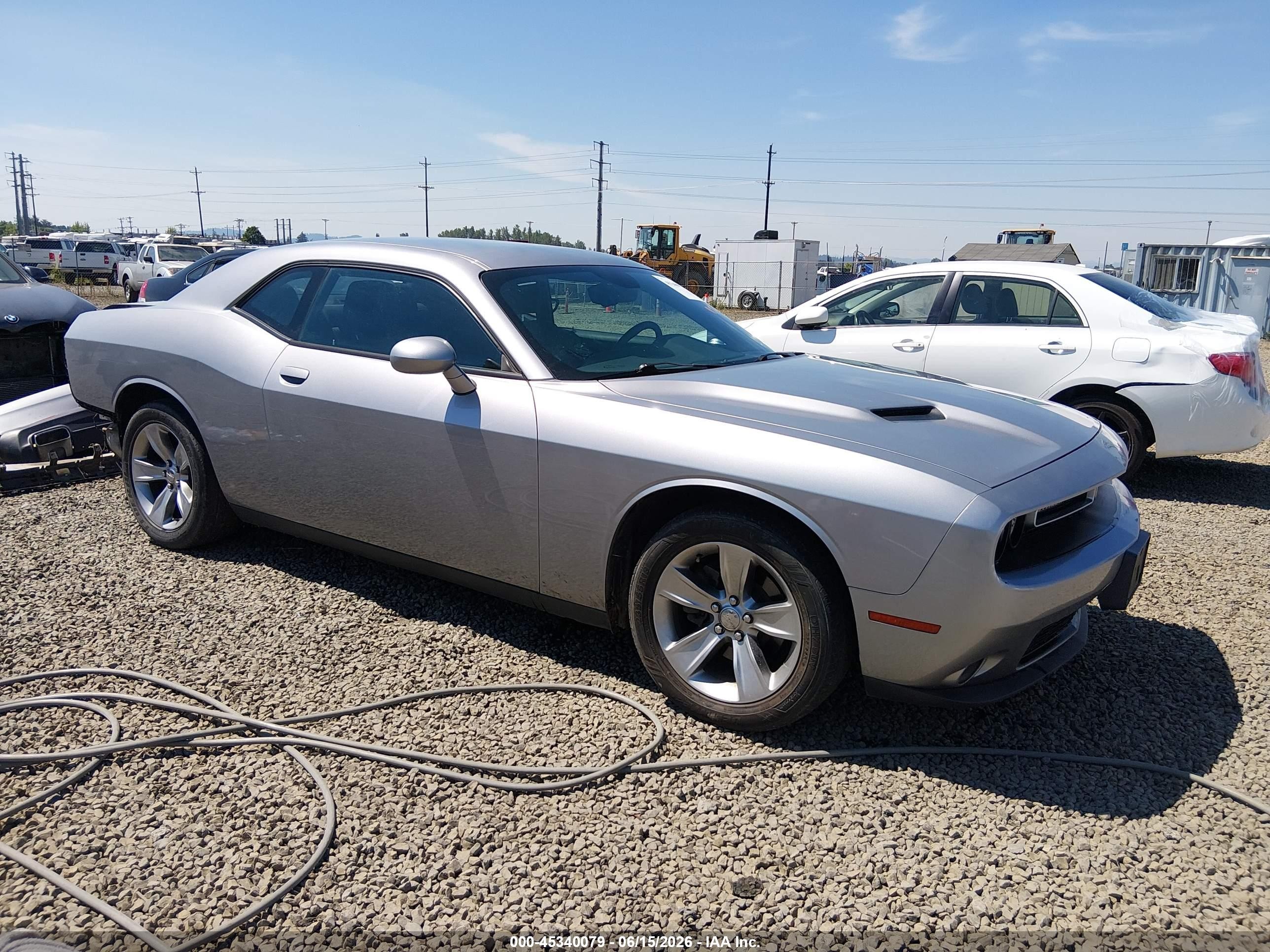 2015 Dodge Challenger SXT, VIN 2C3CDZAG1FH722670 — Rear end